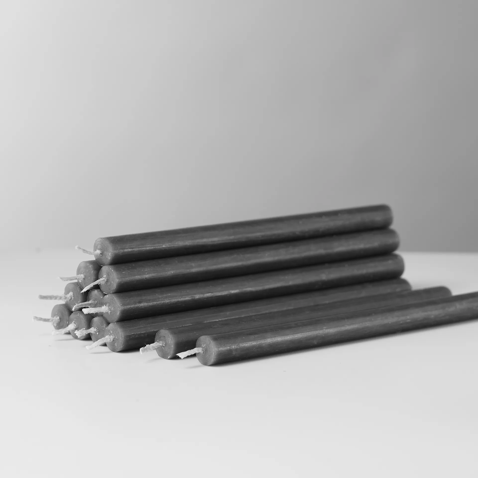 Nagel Kerzen 12er-Pack, Anthrazitgrau STOFF