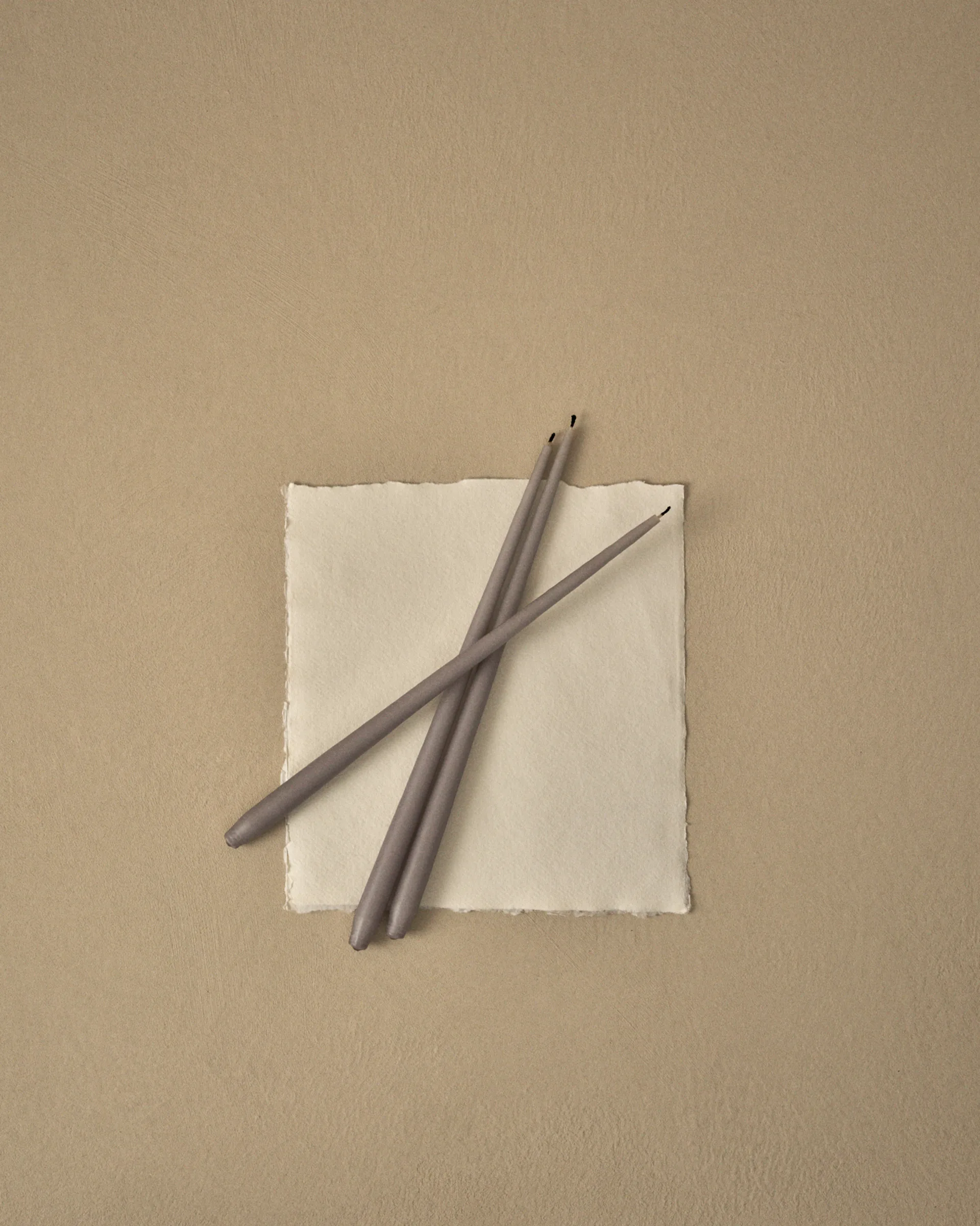 STOFF Nagel kegelförmige Kerzen von ester & erik 6er-Pack, Warm grey STOFF Nagel