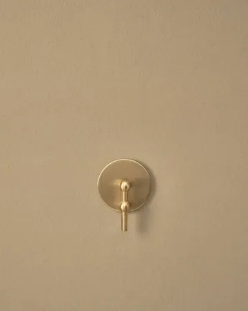 STOFF Nagel Kerzenhalter Wand - Gebürstetes Messing - STOFF Nagel