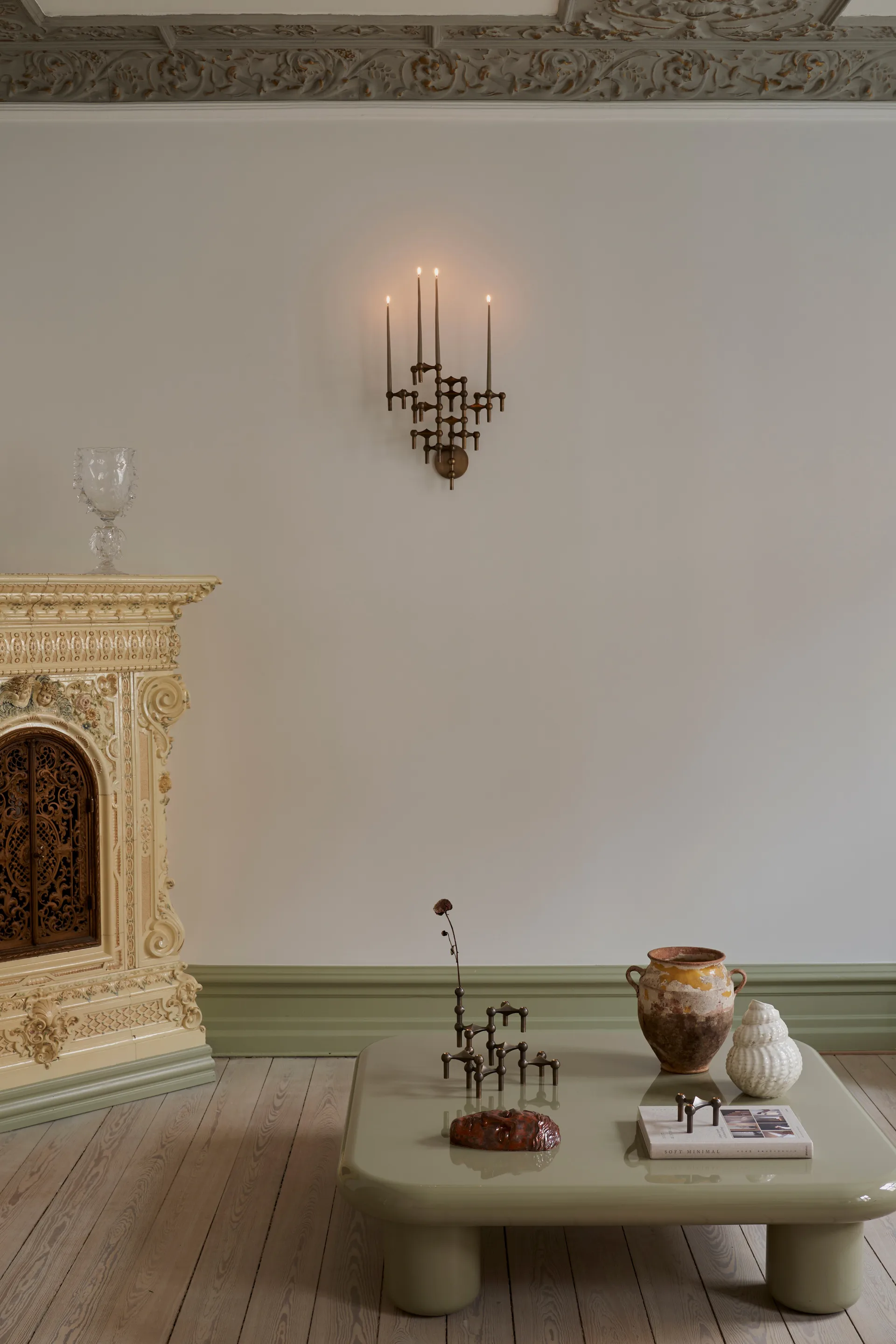 STOFF Nagel Vase, Bronzed brass STOFF Nagel