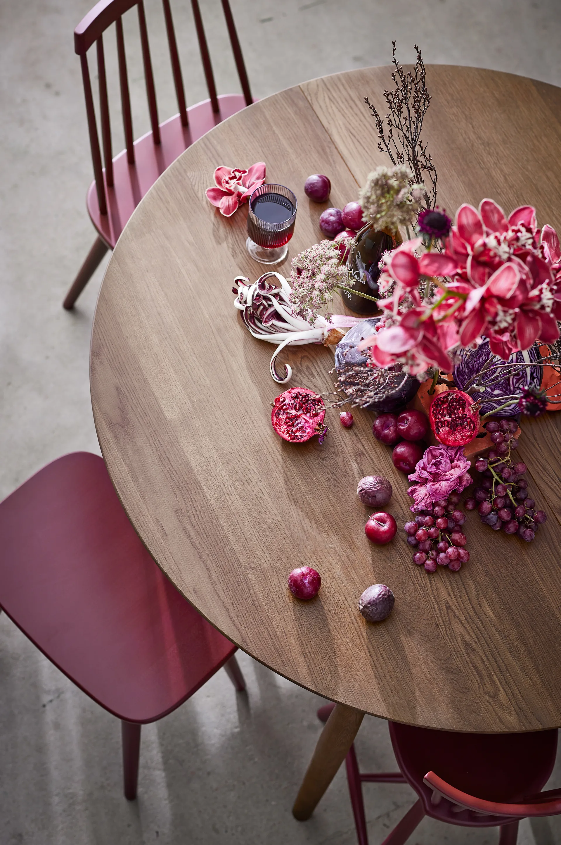 Carl Esstisch teilbar Ø115cm, Smoked oak Stolab