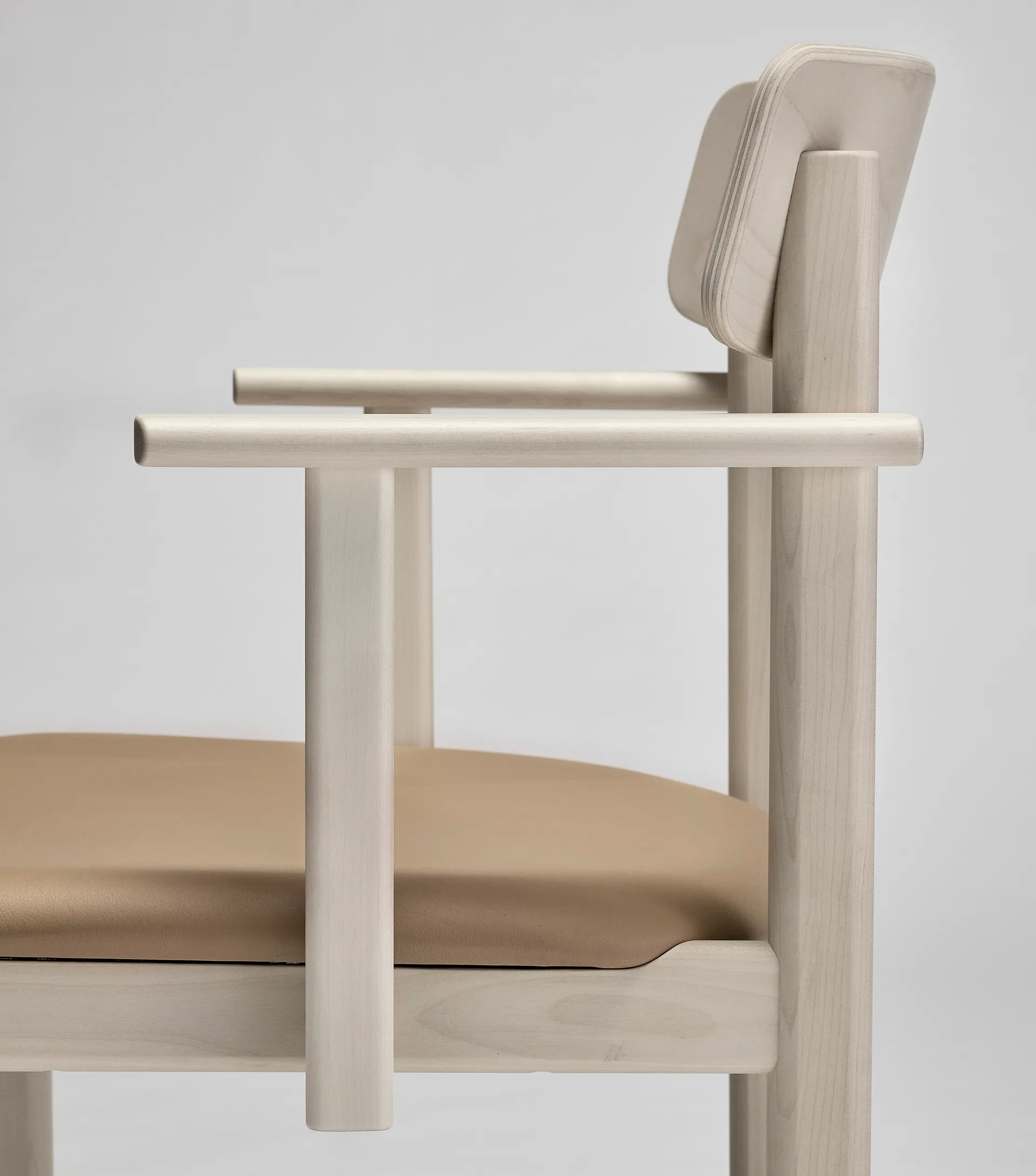 Pal Armlehnstuhl, Birke hell matt lackiert-Elmosoft 22030 Stolab