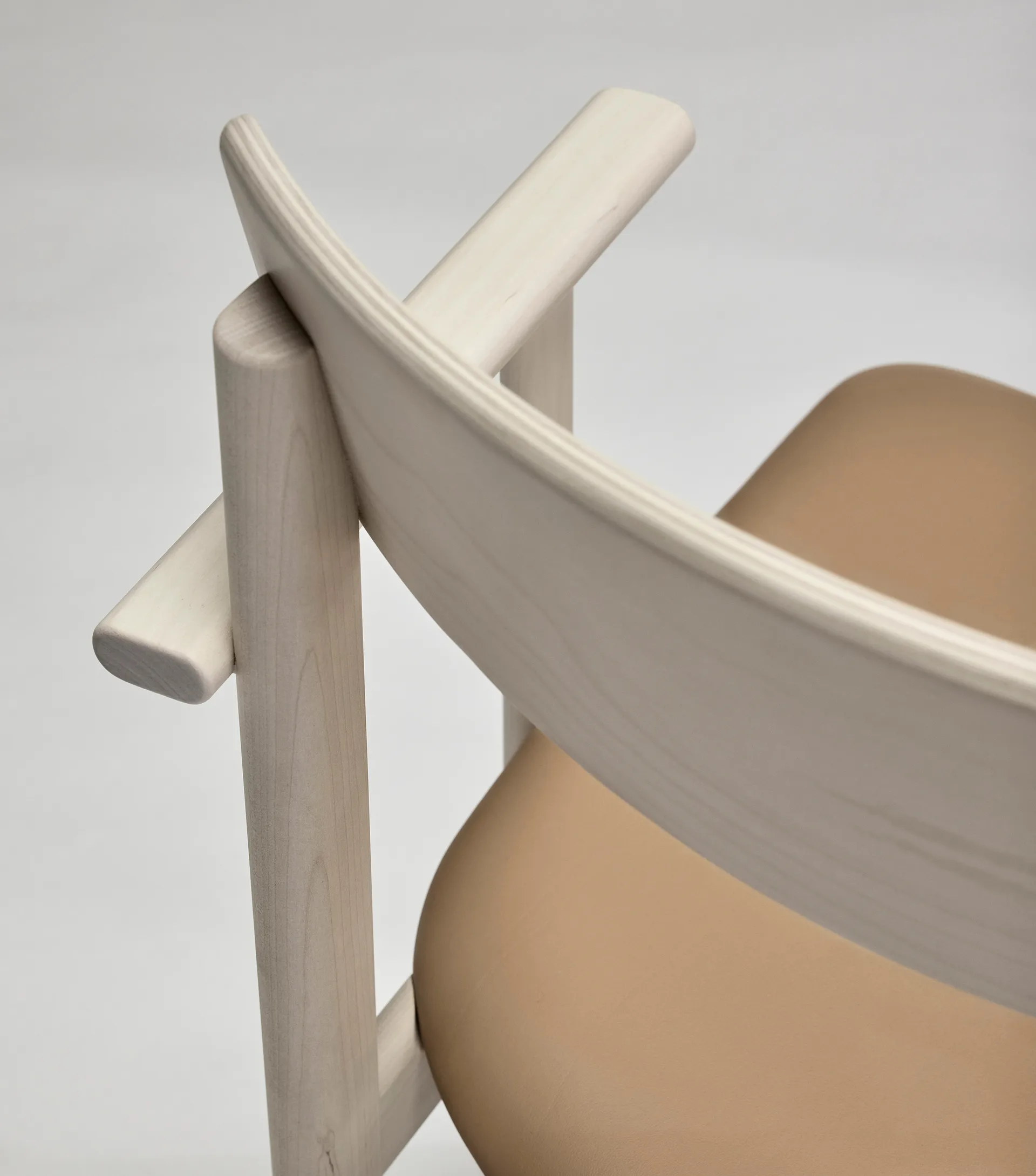 Pal Armlehnstuhl, Birke hell matt lackiert-Elmosoft 22030 Stolab