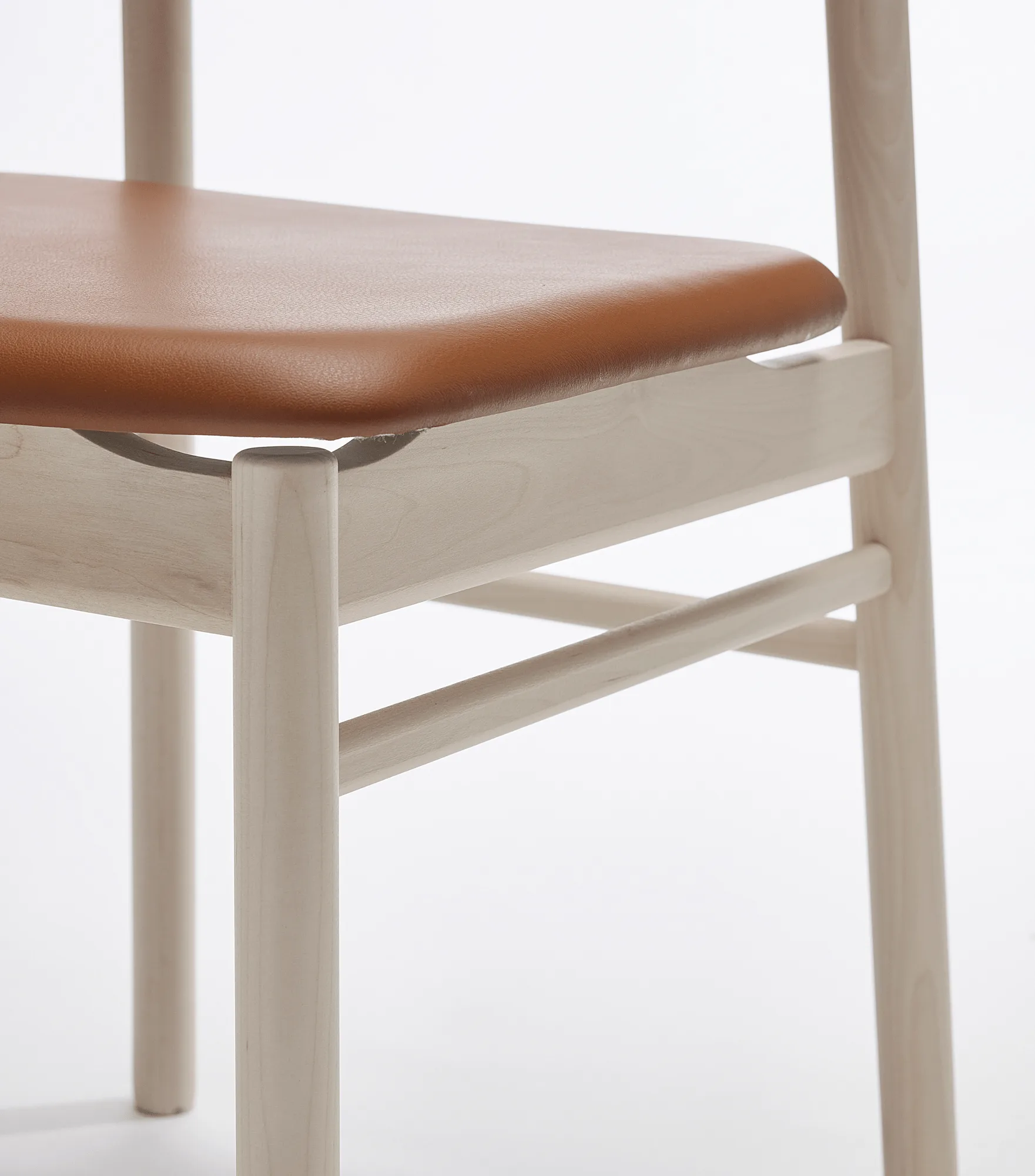 Prima Vista Stuhl weißgeölte Birke, Leder Elmosoft 43807 cognac Stolab