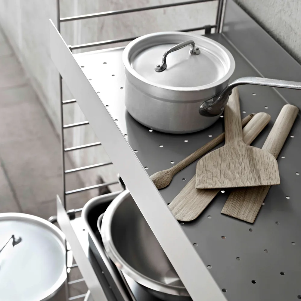 String Regalboden Metall, Weiß, 58x20 cm, hoher Rand String