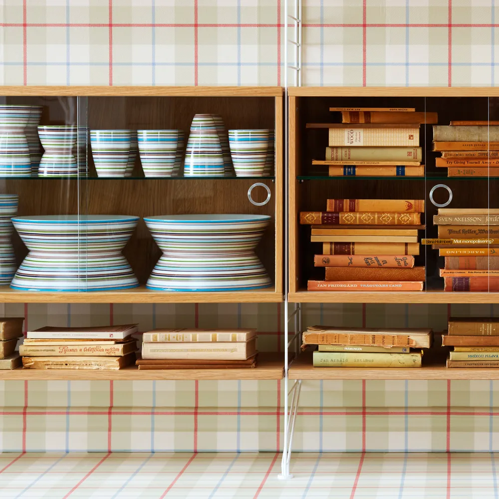 String Vitrinenschrank, Eiche, 78x30 cm String