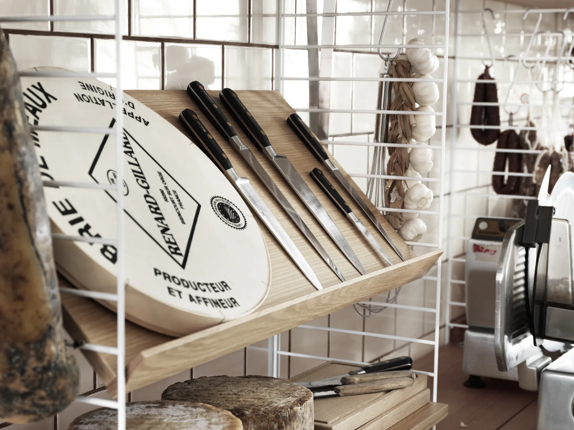 String Zeitschriftenregal Holz, Eiche, 78x30 cm String