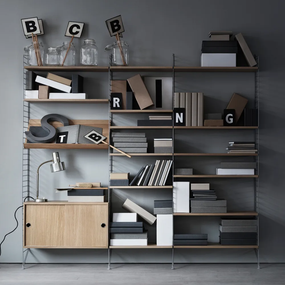 String Zeitschriftenregal Holz, Eschenfurnier, 78x30 cm String