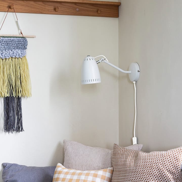 Dynamo Wandleuchte, Matt whisper white (weiß) Superliving