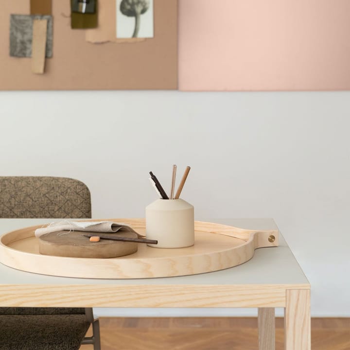 Comma Tablett - Soft white, Klein - Swedese