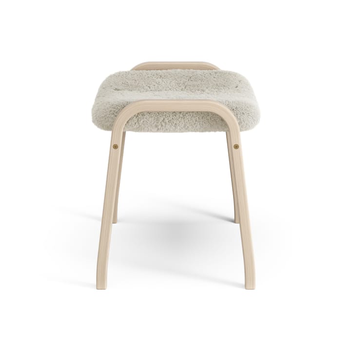 Lamino Fußhocker Eiche weiß pigmentiert/Schaffell - Moonlight (beige) - Swedese