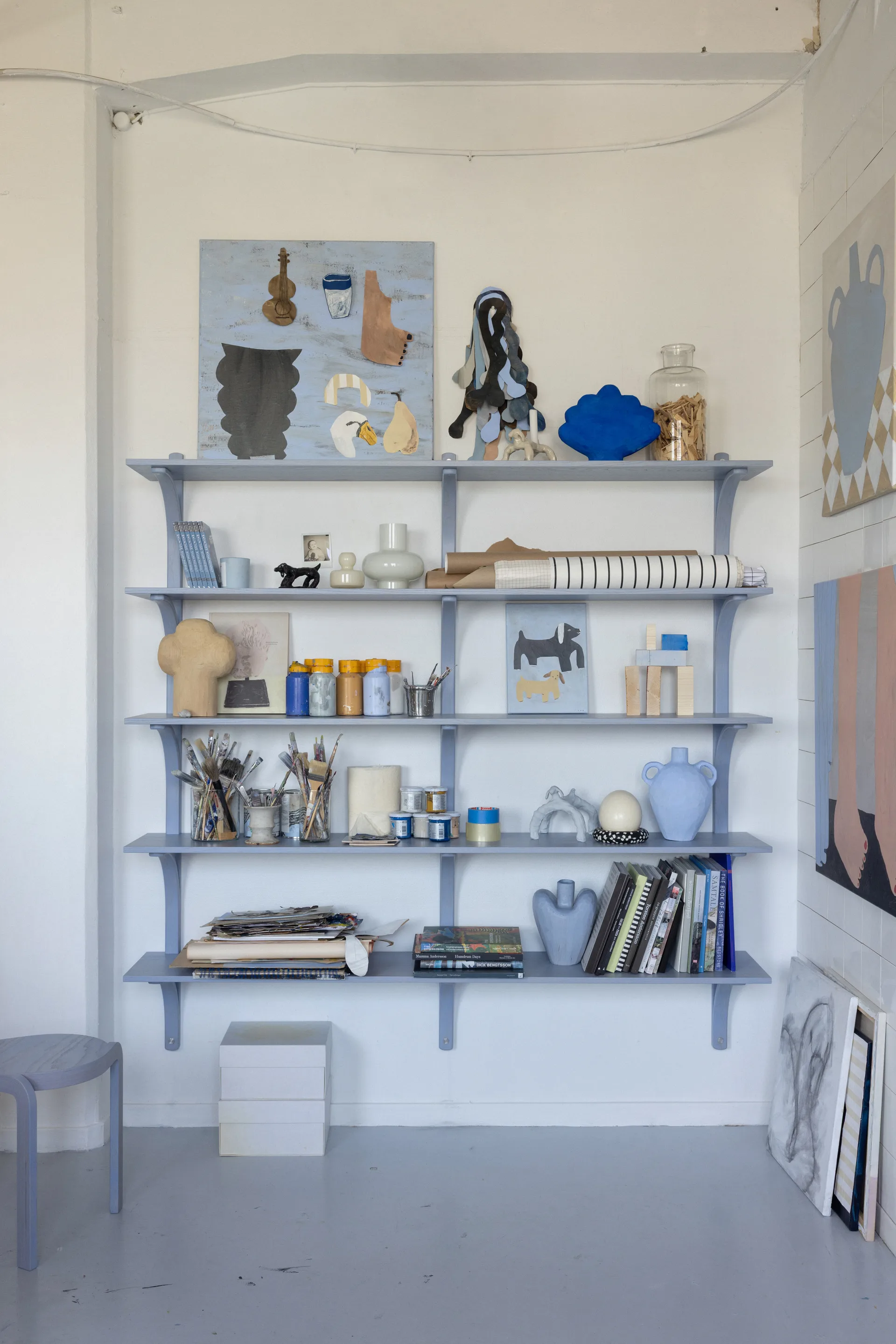 Levi Regal, Weiß Esche-Messing, 2 Regalböden, 90 cm Swedese