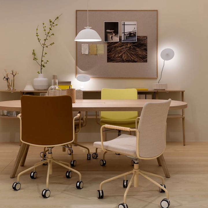 Stella Bürostuhl, höhenverstellbar mit Kippfunktion, Leder elmosoft 33004 Braun, Chrom Swedese