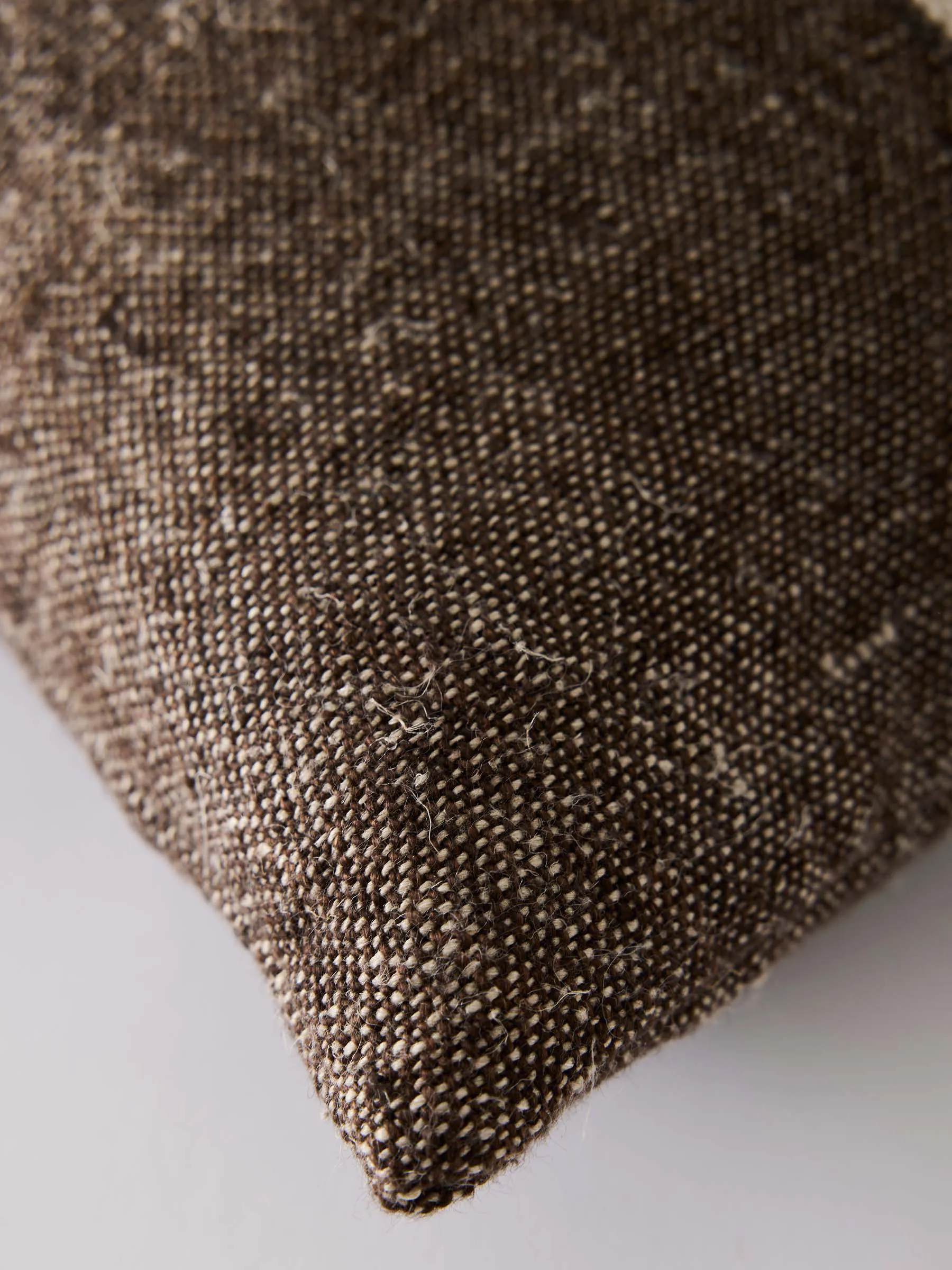 Adrian Kissenbezug 40x60 cm, Brown Tell Me More