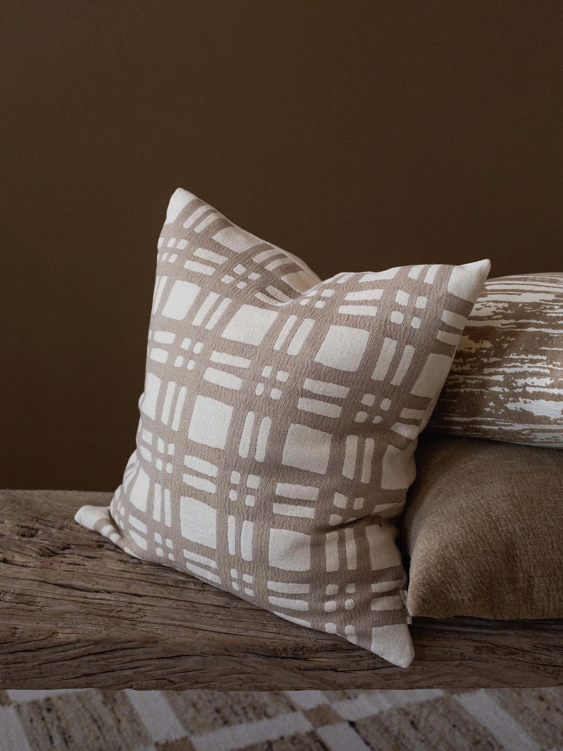 Camille Kissenbezug 50x50 cm, Beige Tell Me More