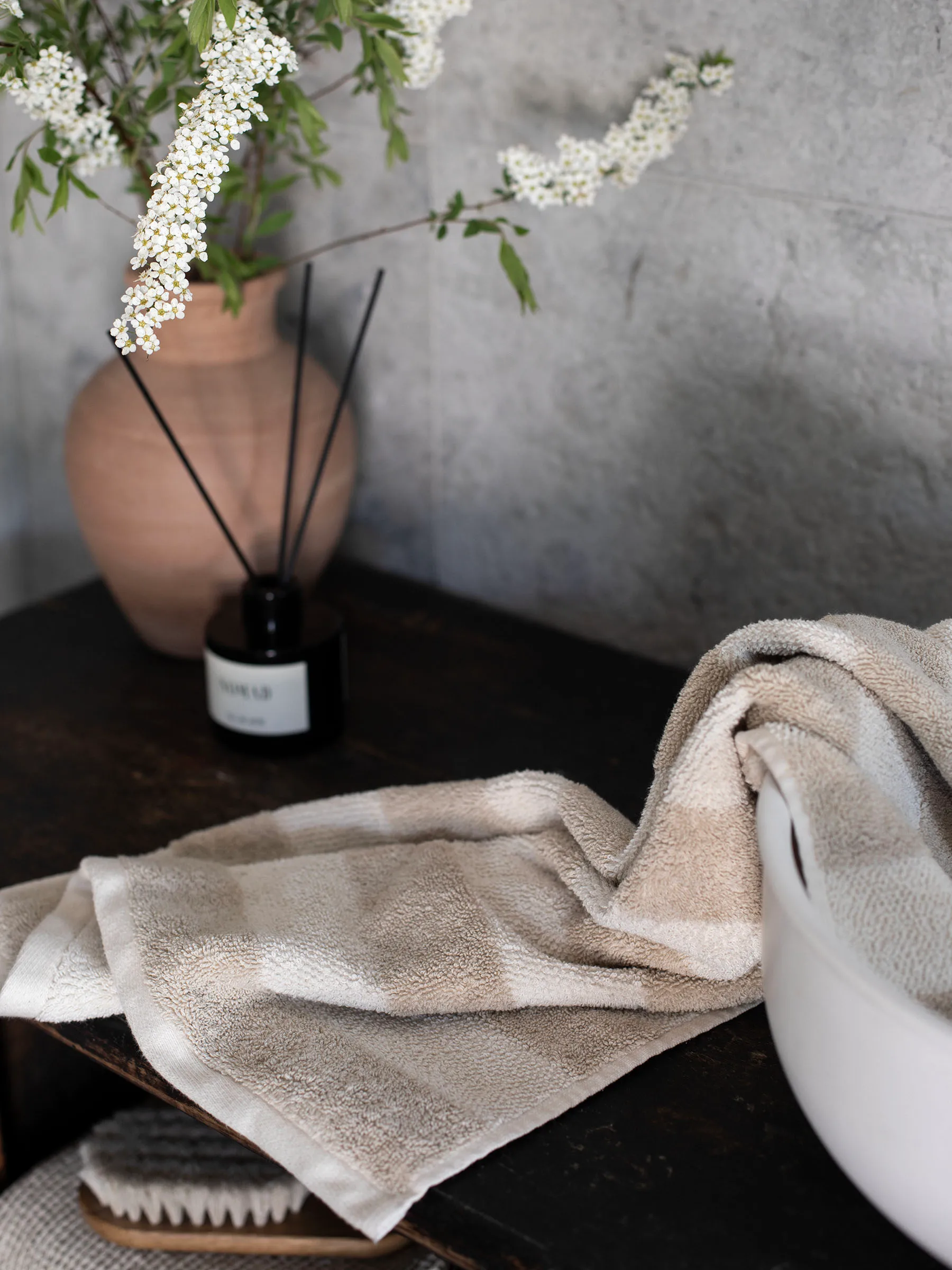 Cleo Handtuch 50x70 cm, Beige Tell Me More