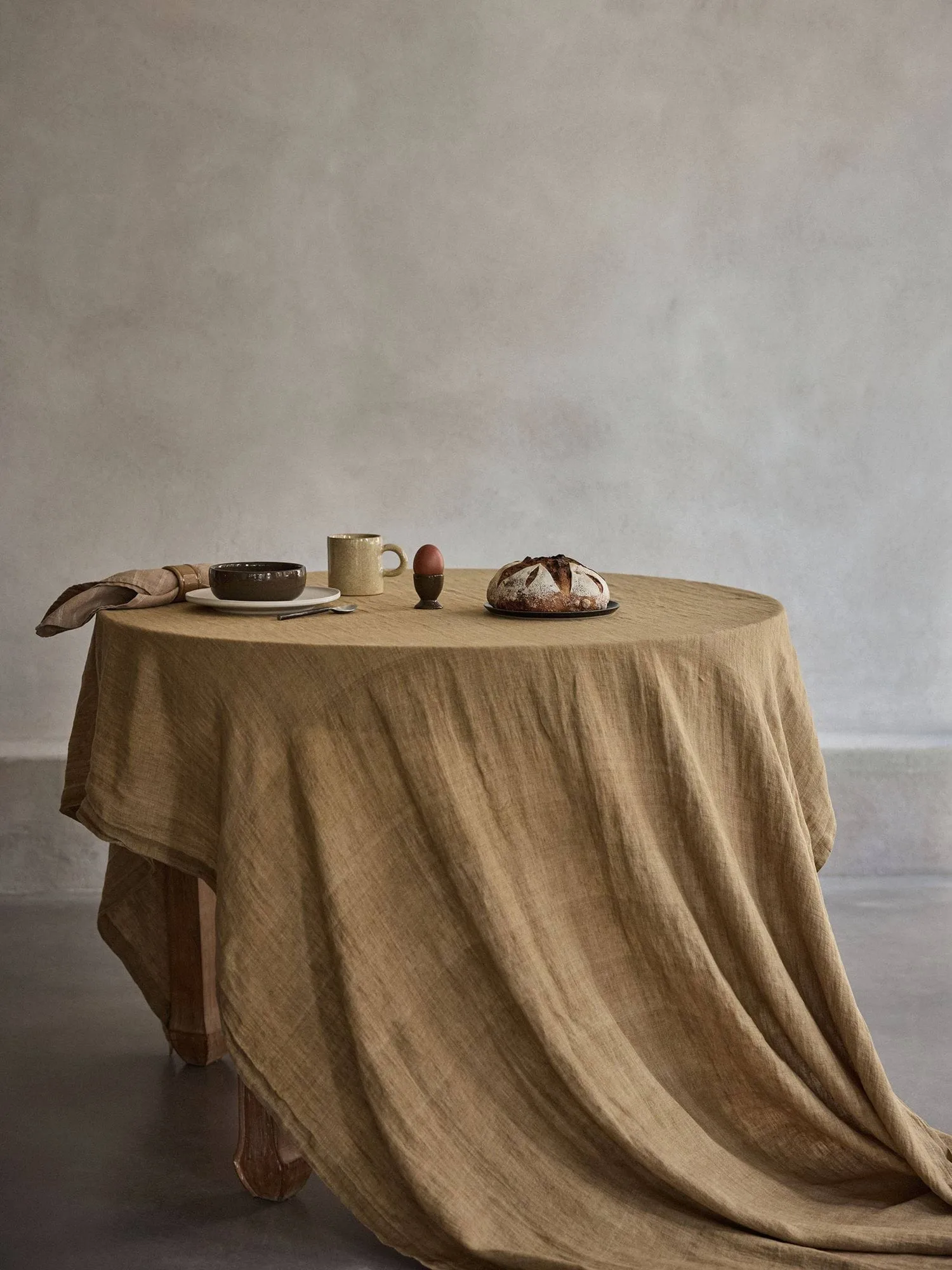 Elio Becher, Beige speckled, 35 cl Tell Me More