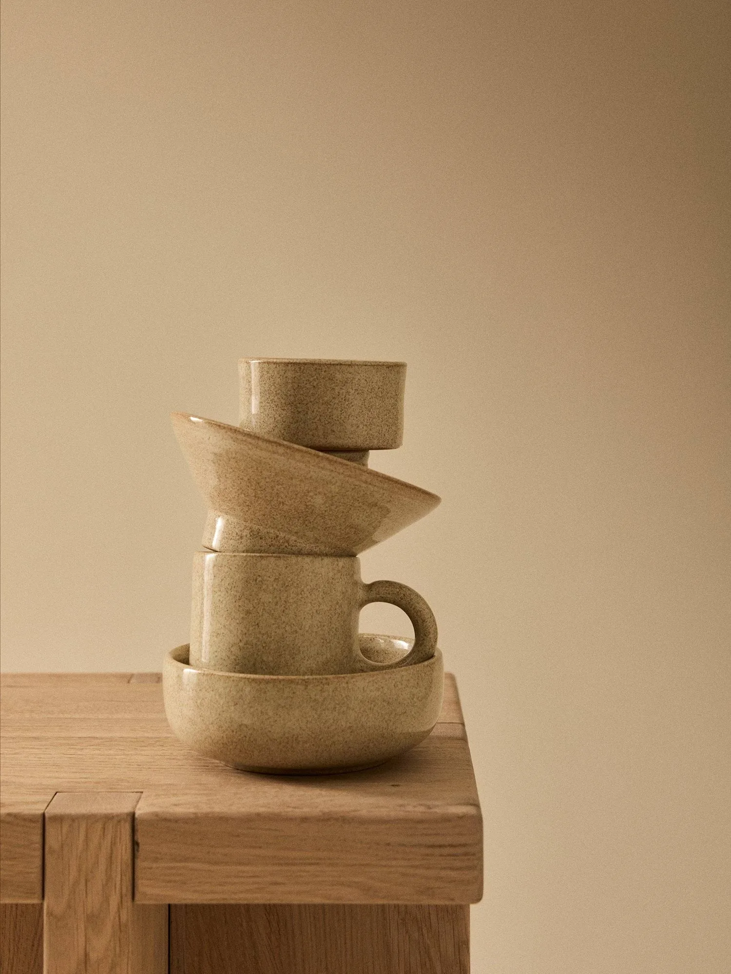 Elio Schale auf Fuß, Dark brown, Ø14,5x6 cm Tell Me More