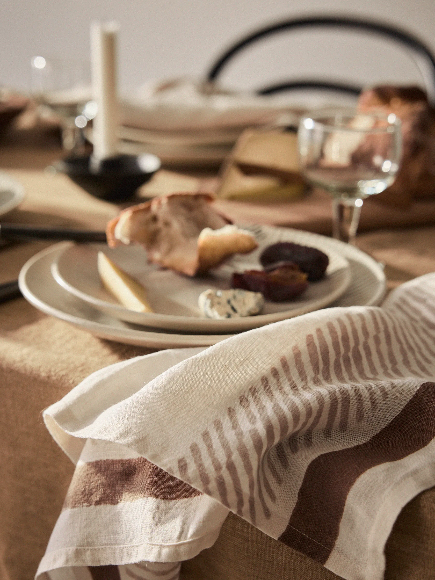 Ella Serviette 50x50 cm, Braun Tell Me More