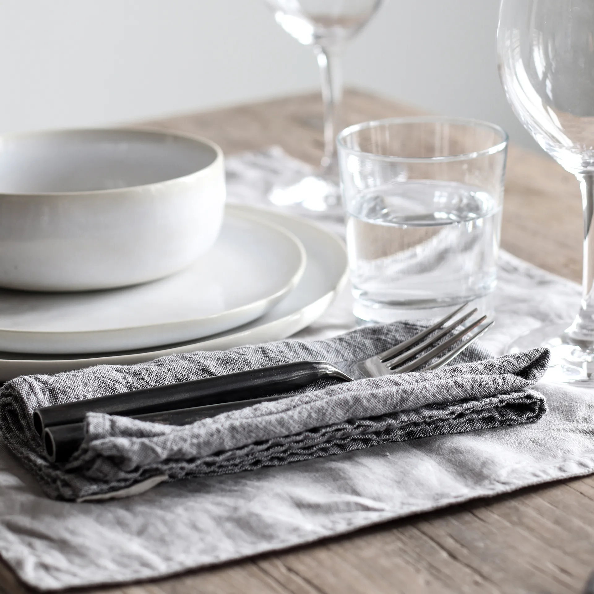 Julian Leinen Serviette 42 x 42cm, Grau Tell Me More