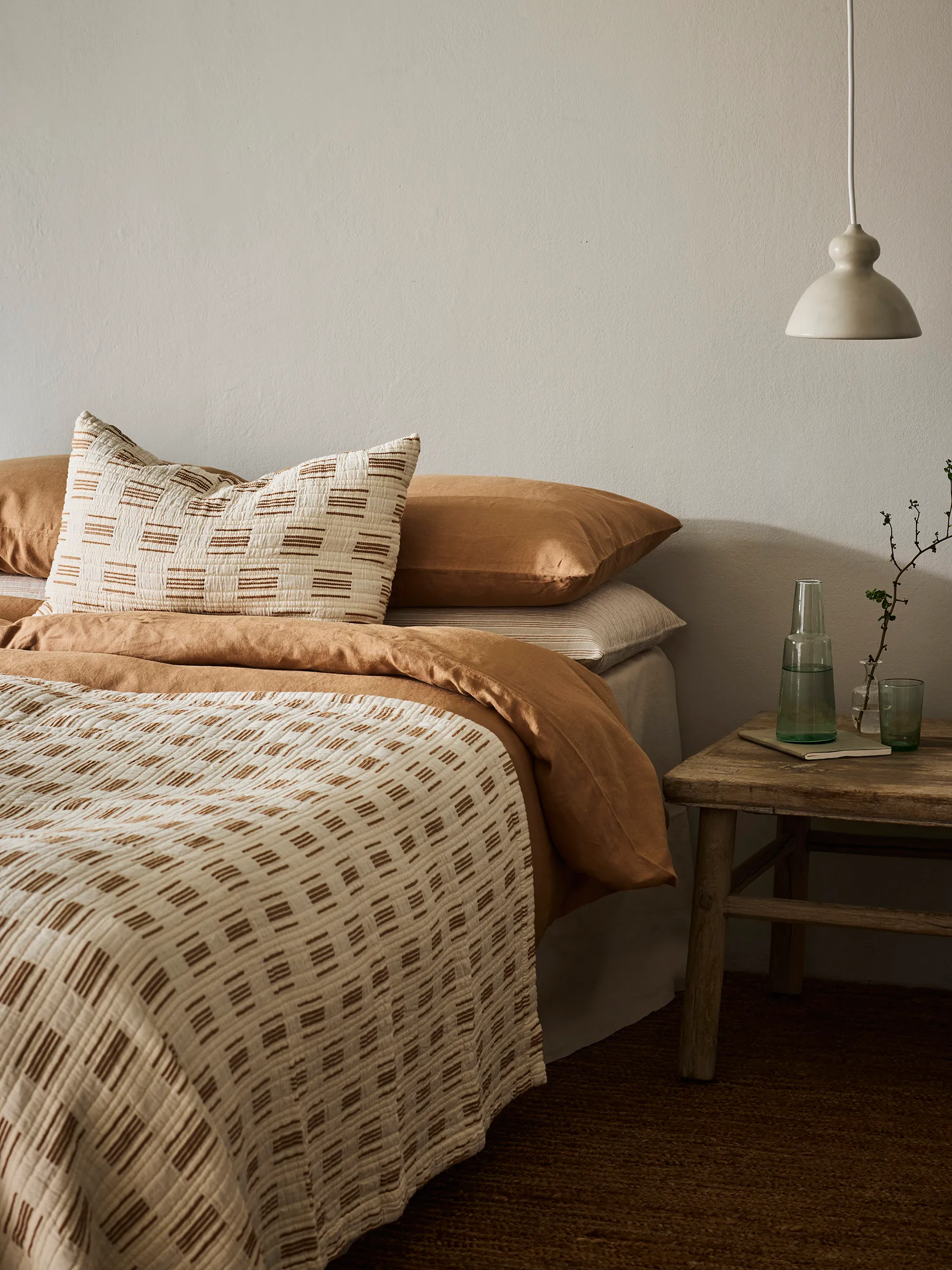 Julien Kissenbezug 40x60 cm, Off-white-rostrot Tell Me More