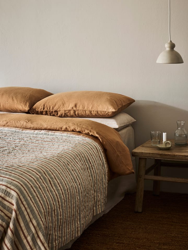 Malva Tagesdecke 180x260 cm, Grau-rostrot Tell Me More