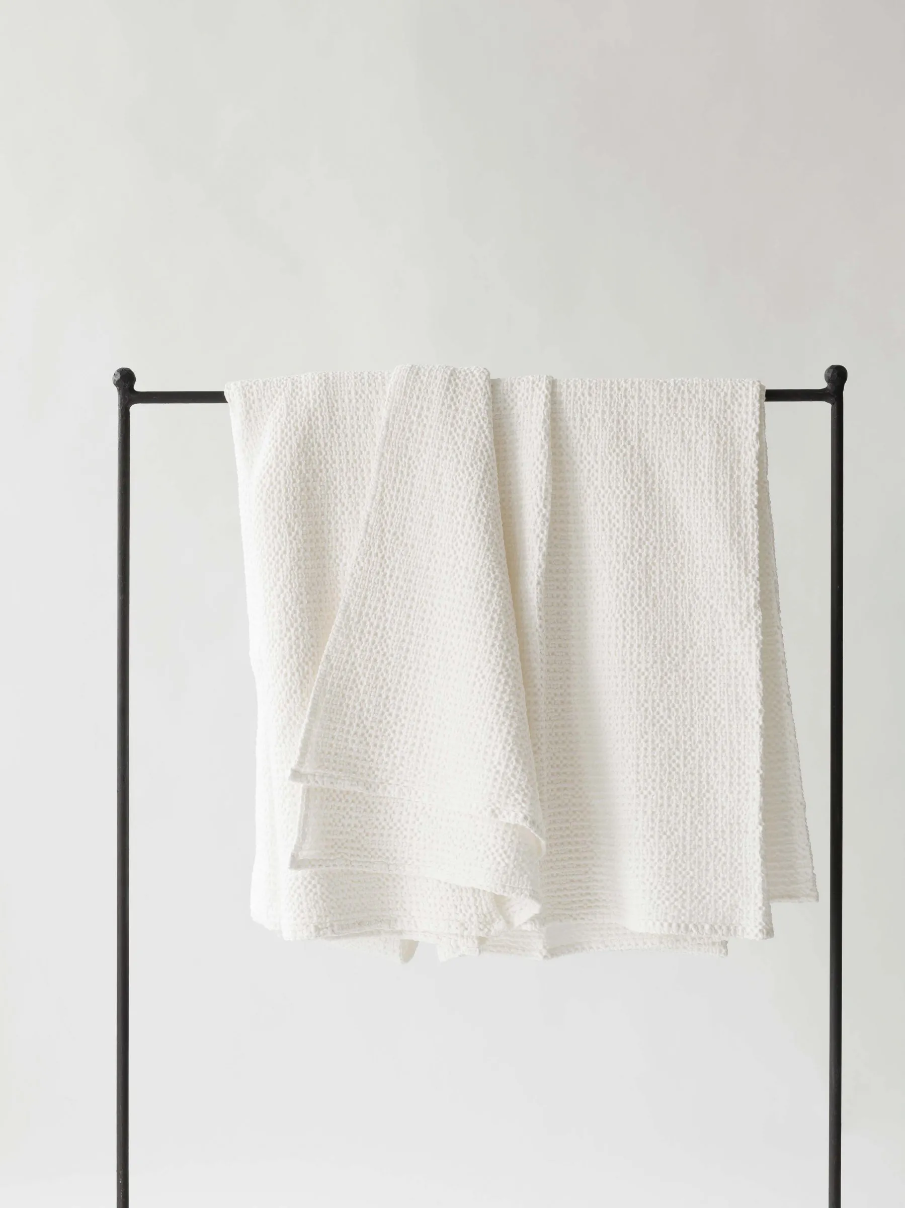 Miro Decke 260 x 260cm, Offwhite Tell Me More