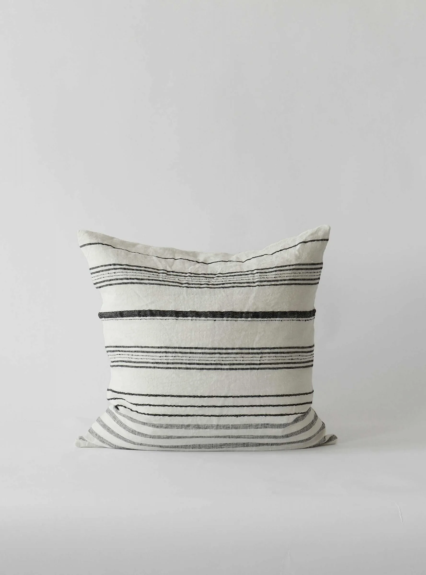 Noelle Kissenbezug aus Leinen 50 x 50 cm, White/Black Tell Me More