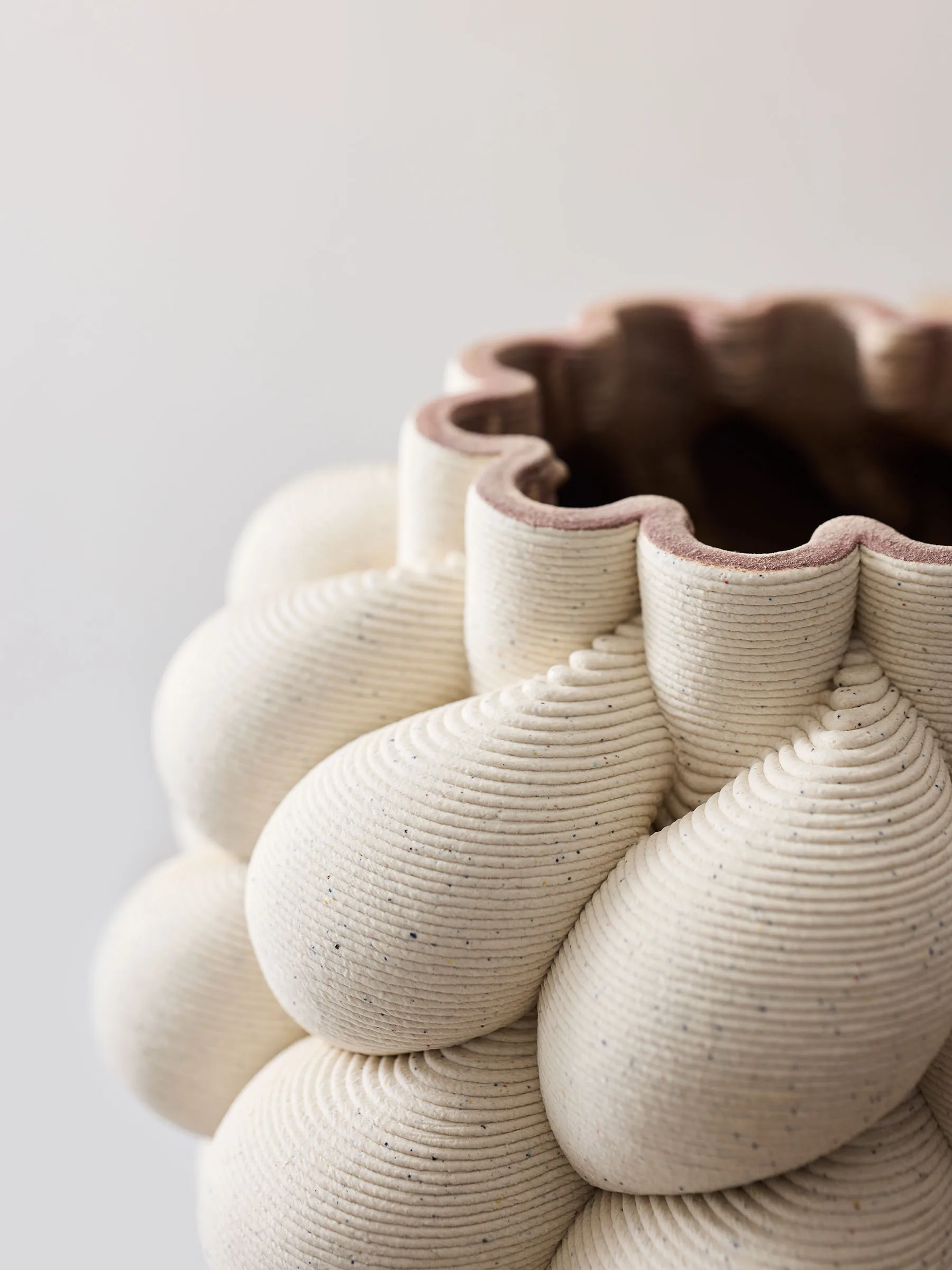 Nuvola Vase, Offwhite, small Tell Me More