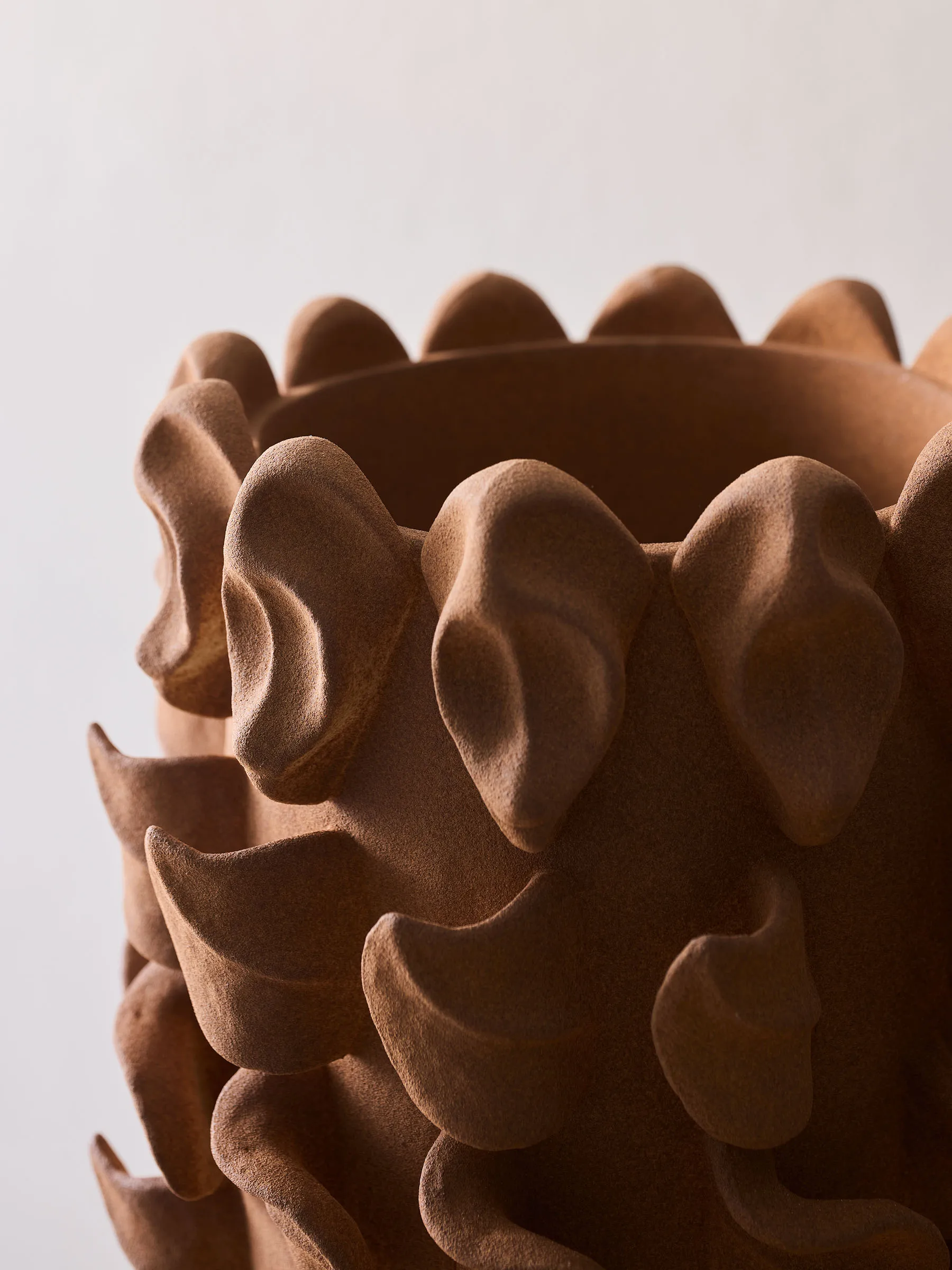 Terra Vase large, Braun Tell Me More