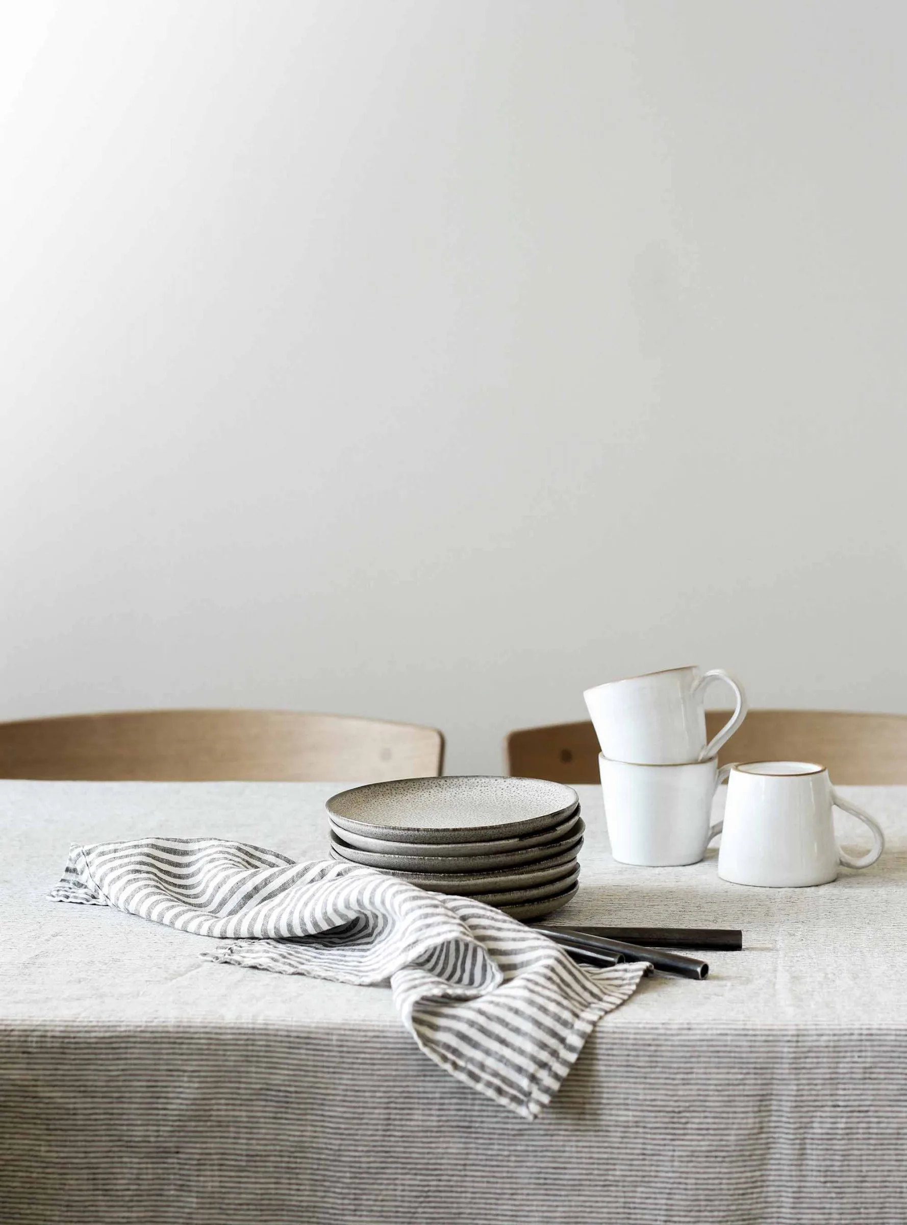 Tischdecke aus Leinen 160 x 330 cm, Pinestripe Tell Me More