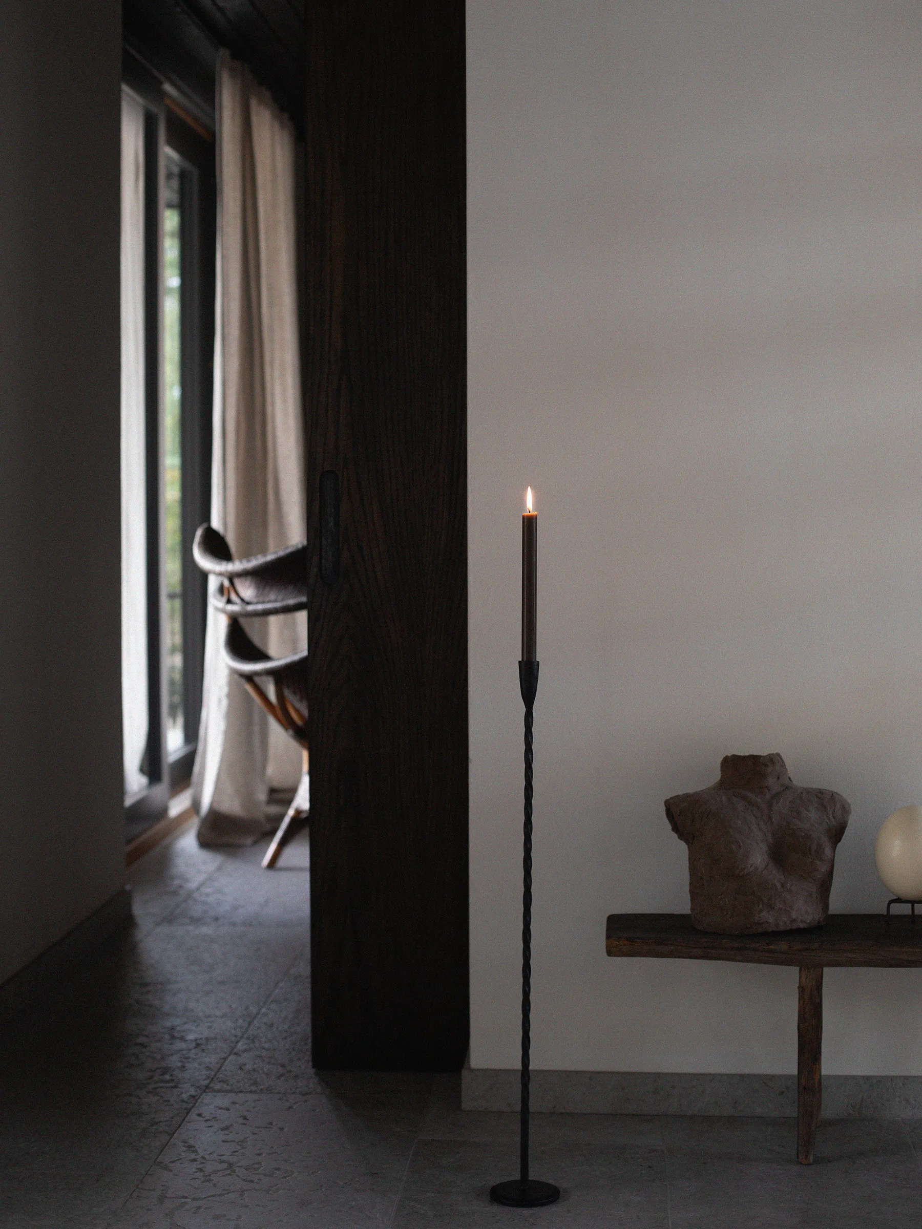 Twist Stehleuchte 80 cm, Schwarz Tell Me More