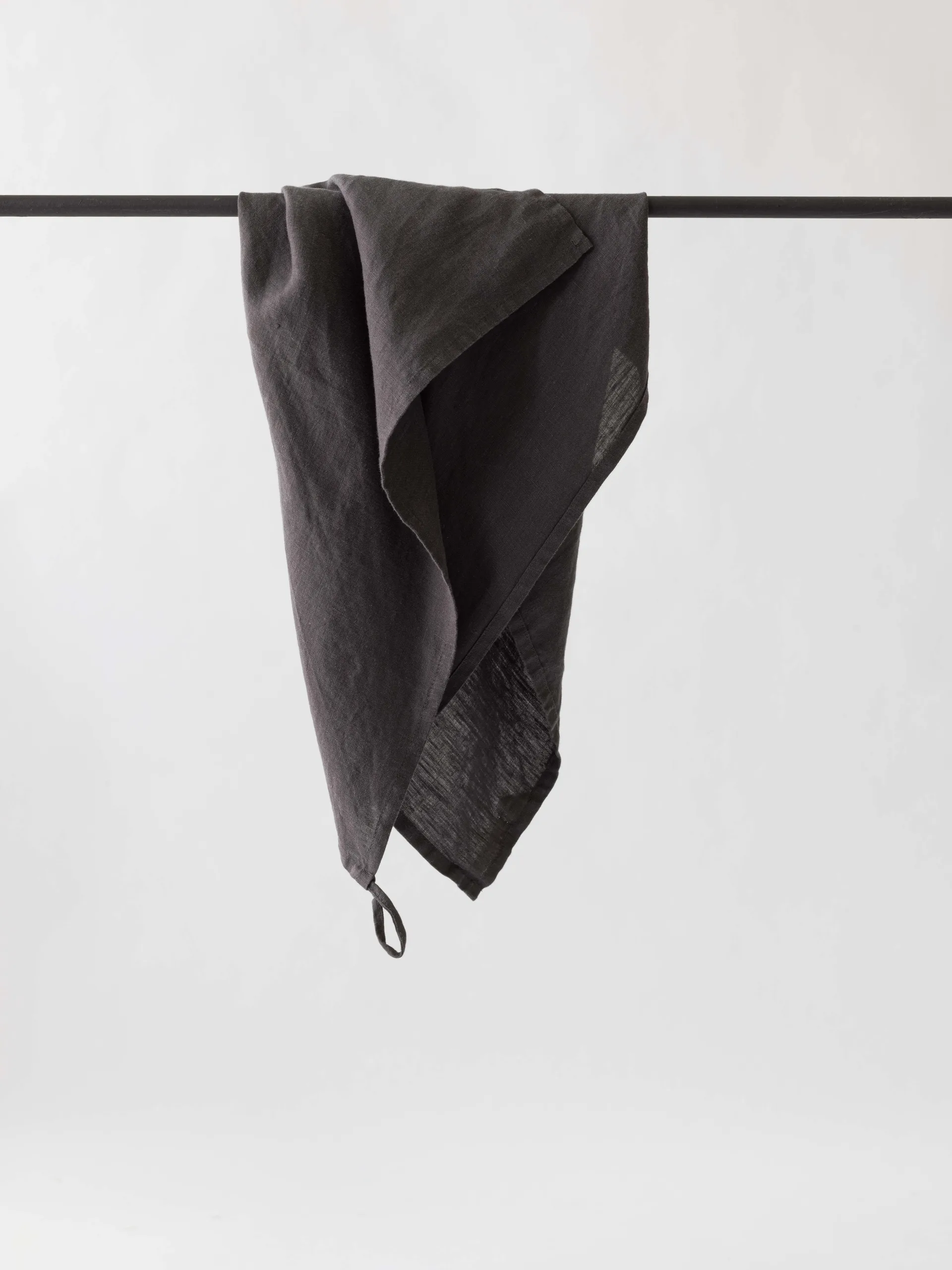 Washed linen Serviette, Carbon (schwarz) Tell Me More