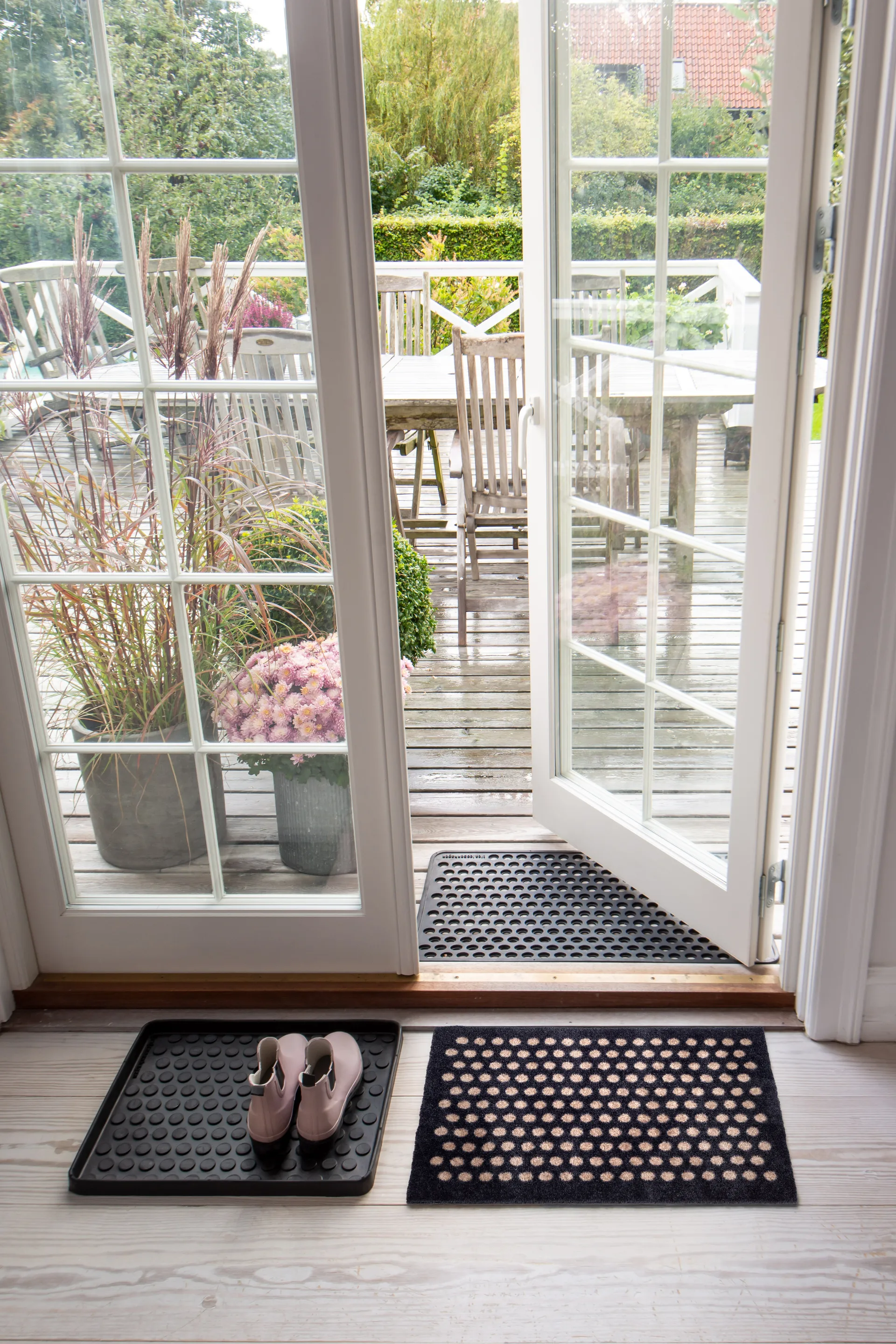 Dot Fußabstreifer, Black-sand, 40 x 60cm tica copenhagen