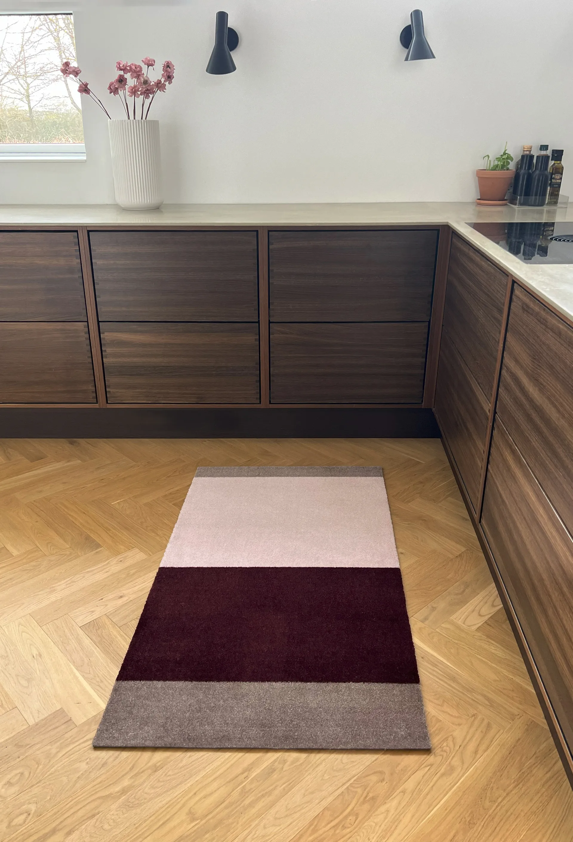 Stripes Flurteppich horizontal, Bordeaux-rose-sand, 67x120 cm tica copenhagen