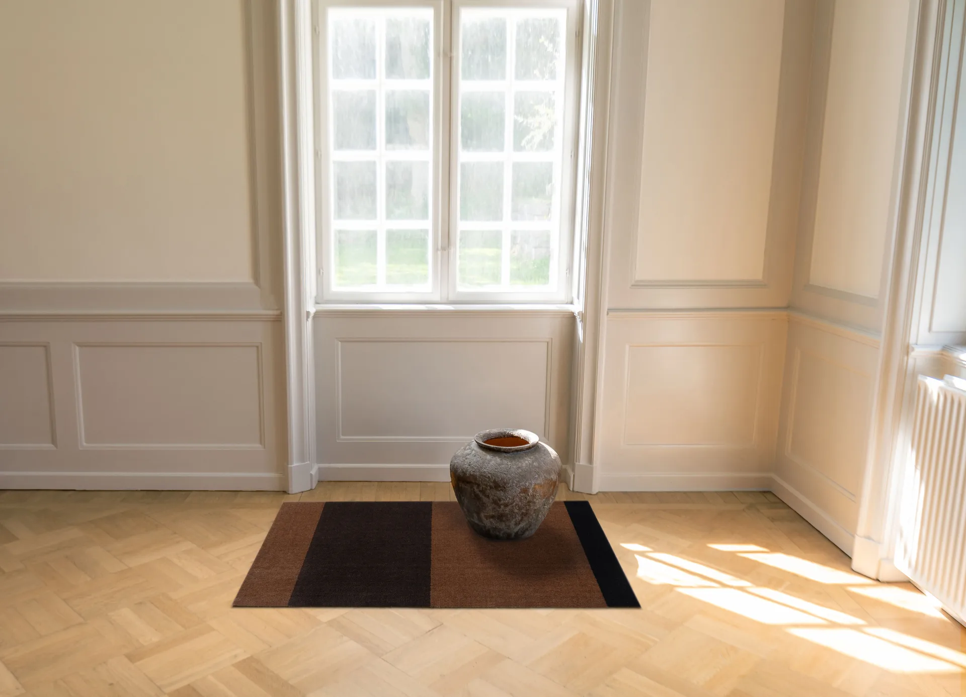 Stripes Flurteppich horizontal, Cognac-dark brown-black, 90x130 cm tica copenhagen