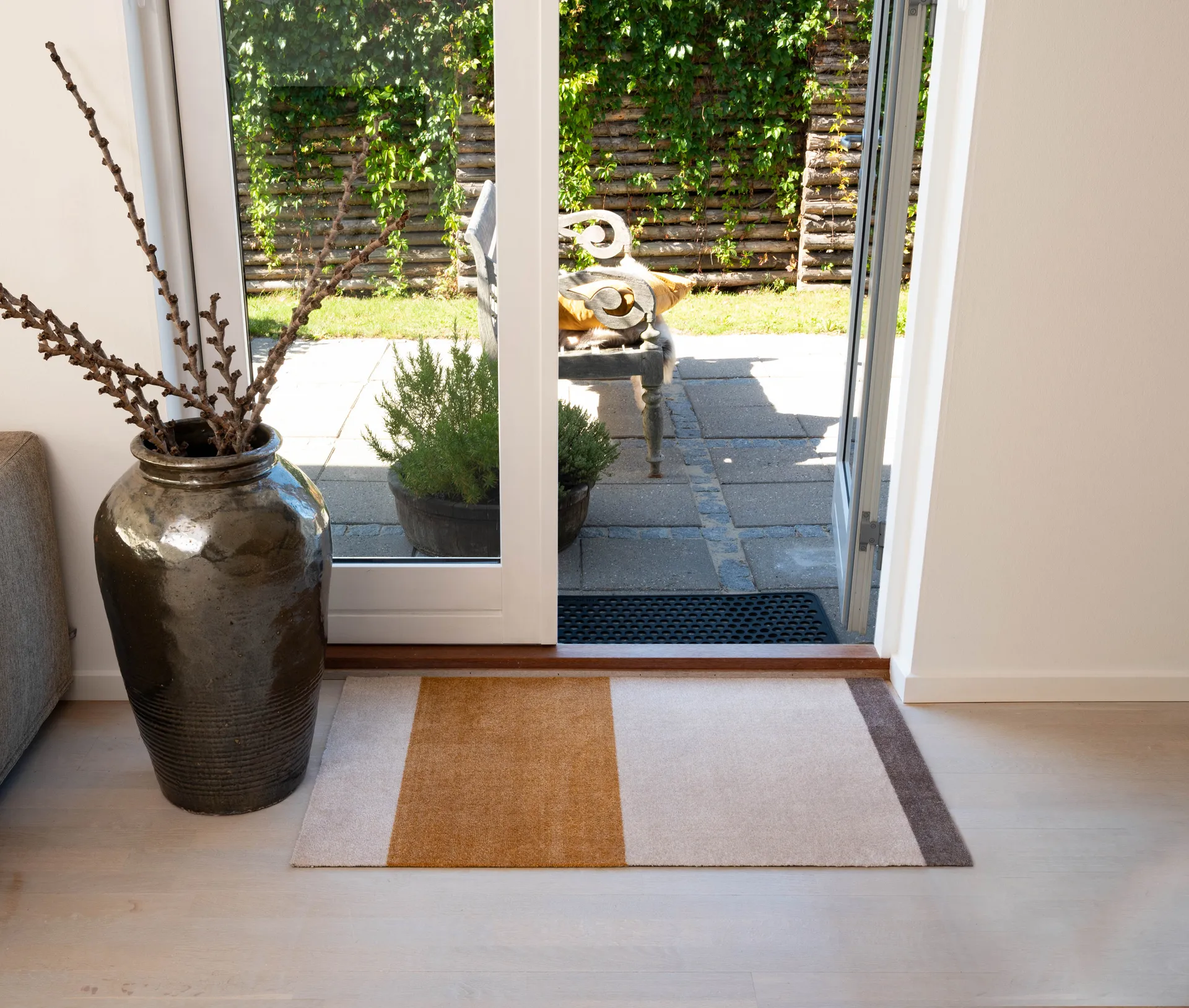 Stripes Flurteppich horizontal, Ivory-dijon-brown, 67 x 120cm tica copenhagen