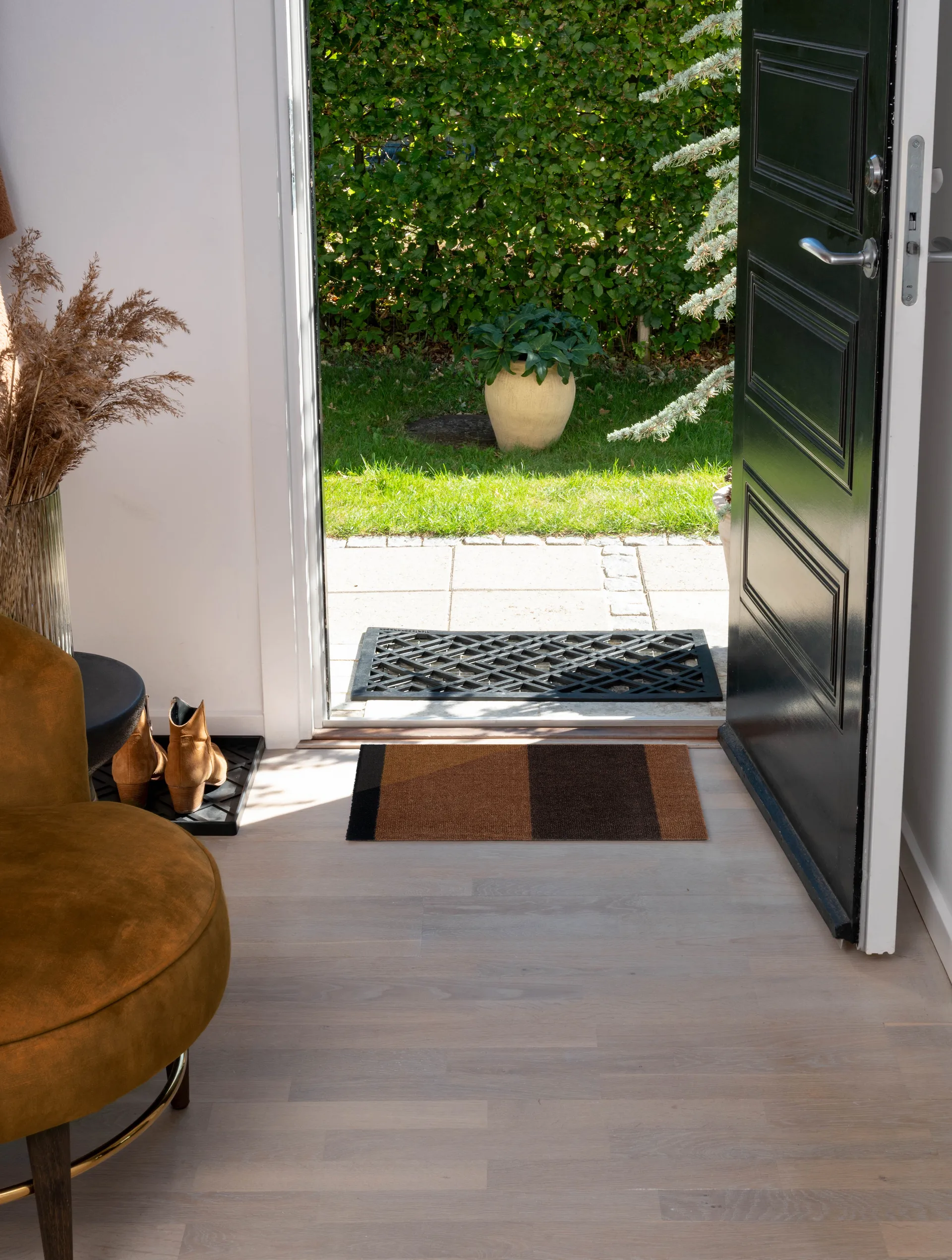 Stripes horizontal Fußabstreifer, Cognac-dark brown-black, 40x60 cm tica copenhagen