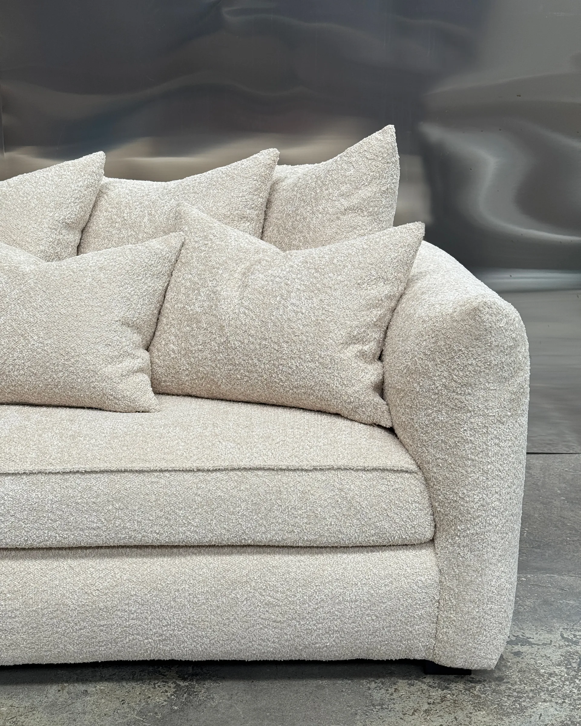 Cornell Sofa, Bouclé soft sand Tinted