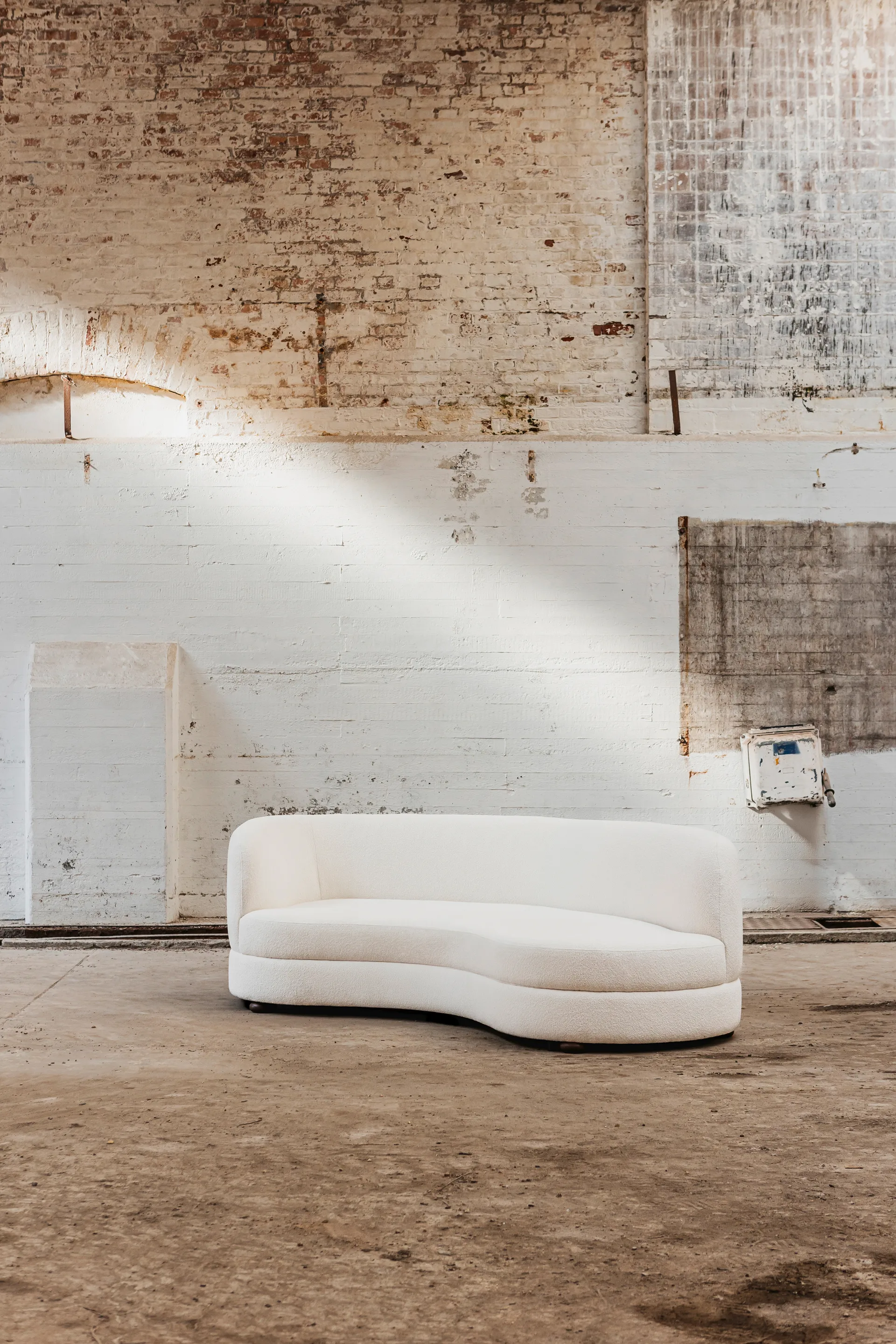 Delon Sofa, Bouclé off-white Tinted