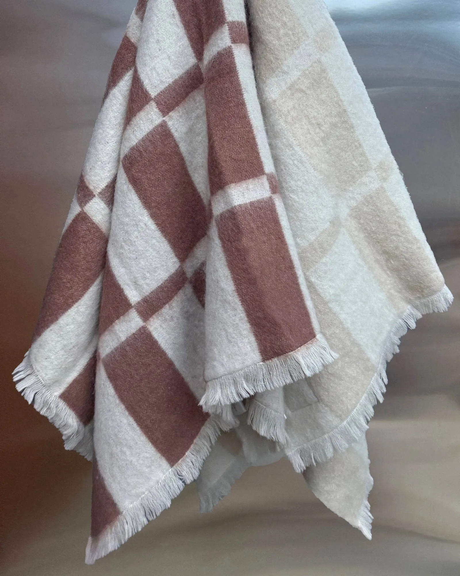 Hallin Mohair-Plaid, Off white-Rost, 130×170 cm Tinted