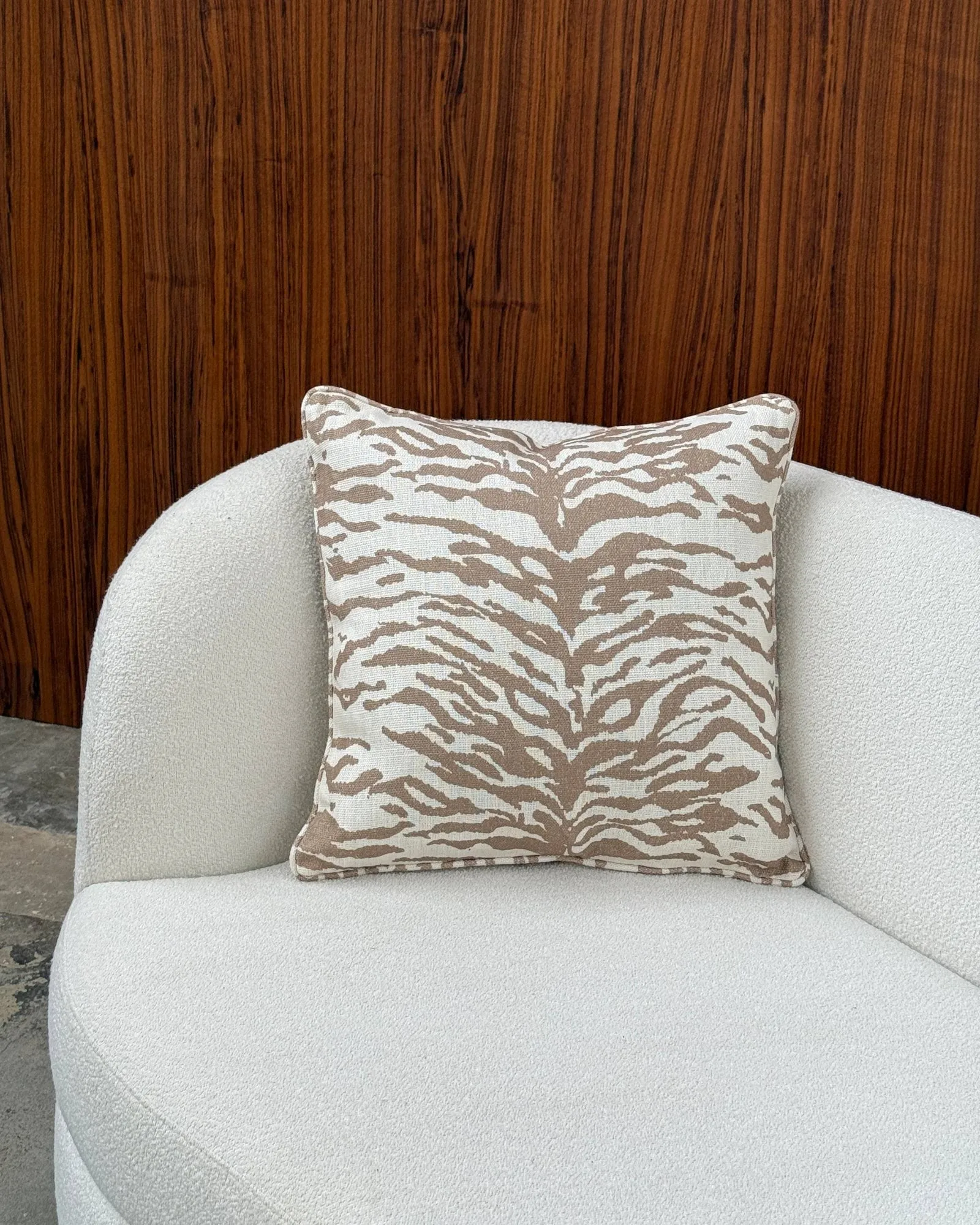 Norell Zierkissen, Tiger beige-off white, 50 x 50 cm Tinted