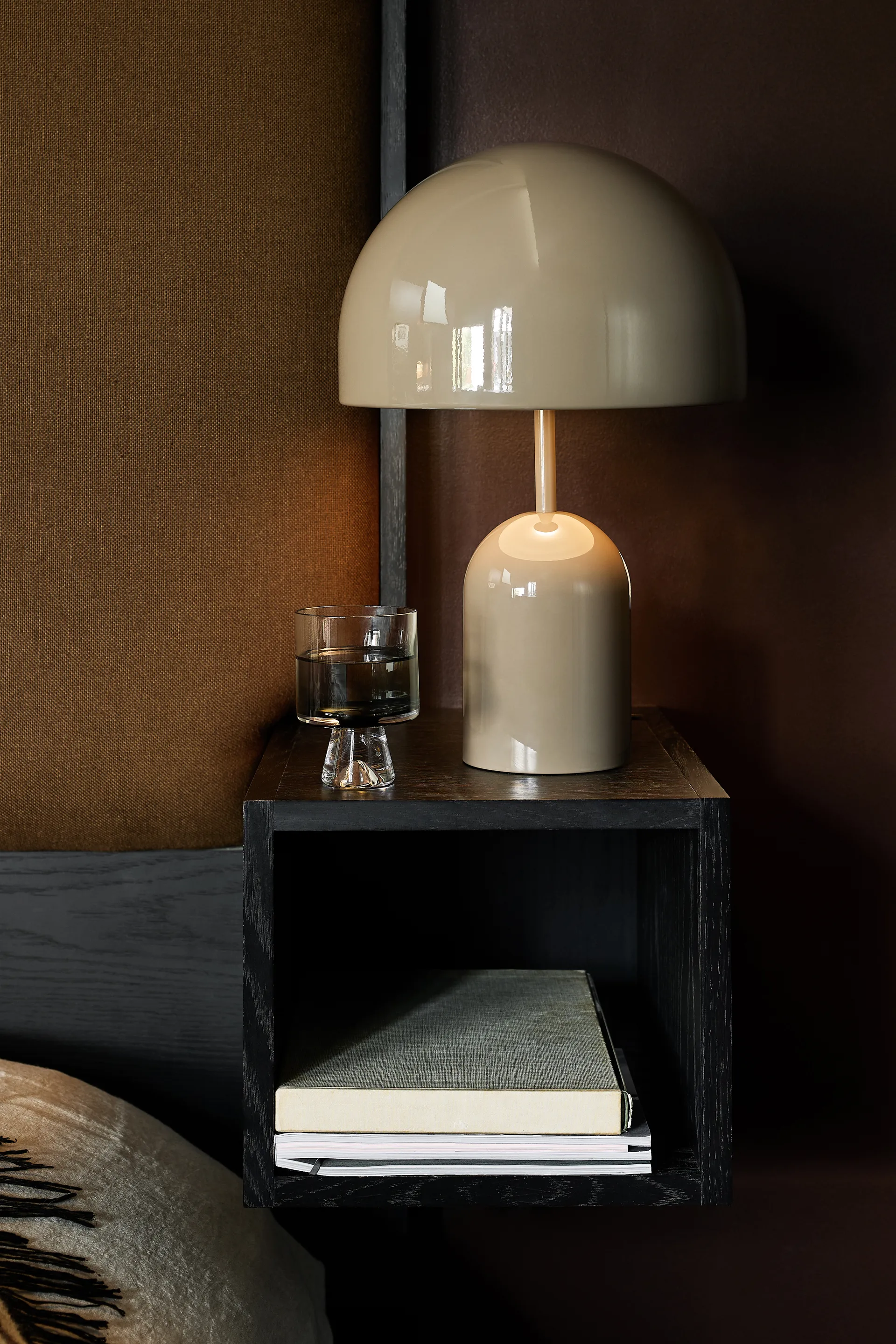 Bell Tischleuchte, Taupe Tom Dixon
