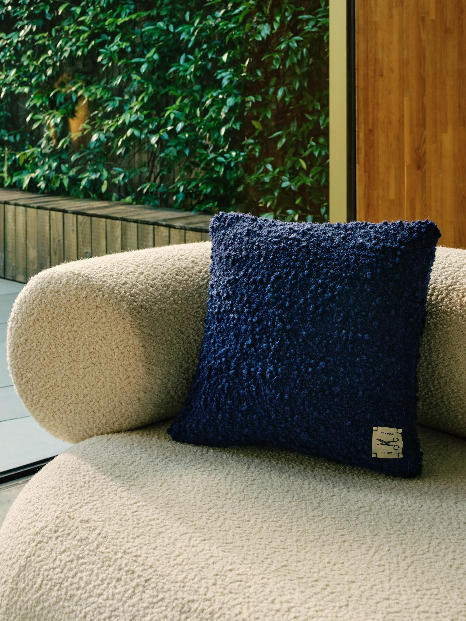 Bobble Kissen 45x45 cm, Blau Tom Dixon