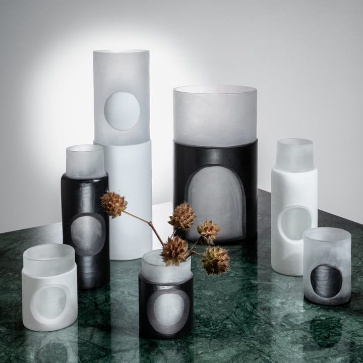Carved Vase klein - Weiß - Tom Dixon
