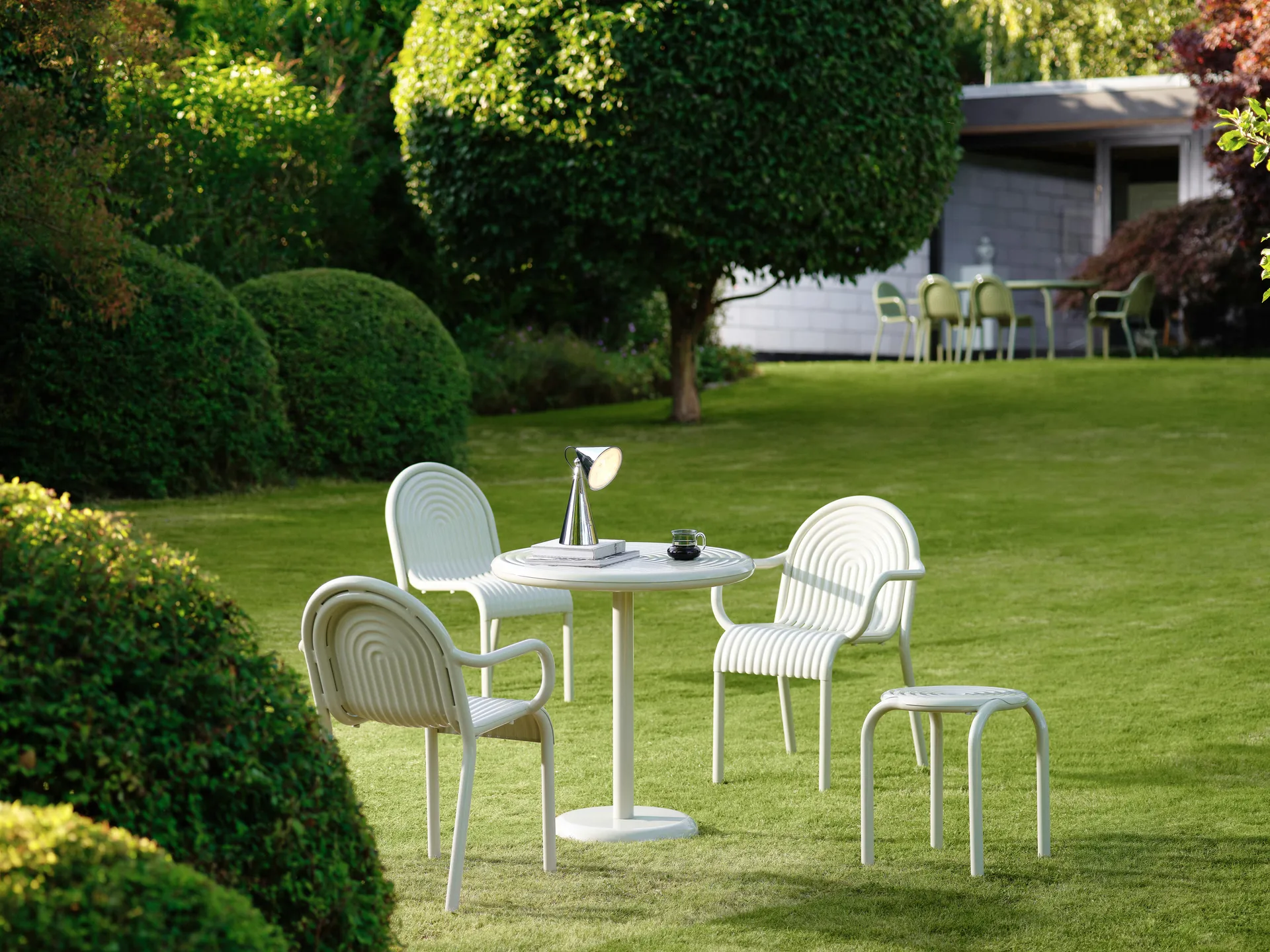 Groove Café-Tisch rund - Putty, Ø70 cm Tom Dixon