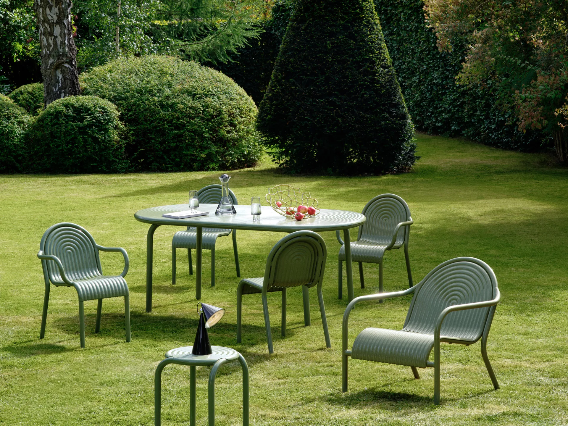 Groove Obround Esstisch - Moss, 86x186 cm Tom Dixon