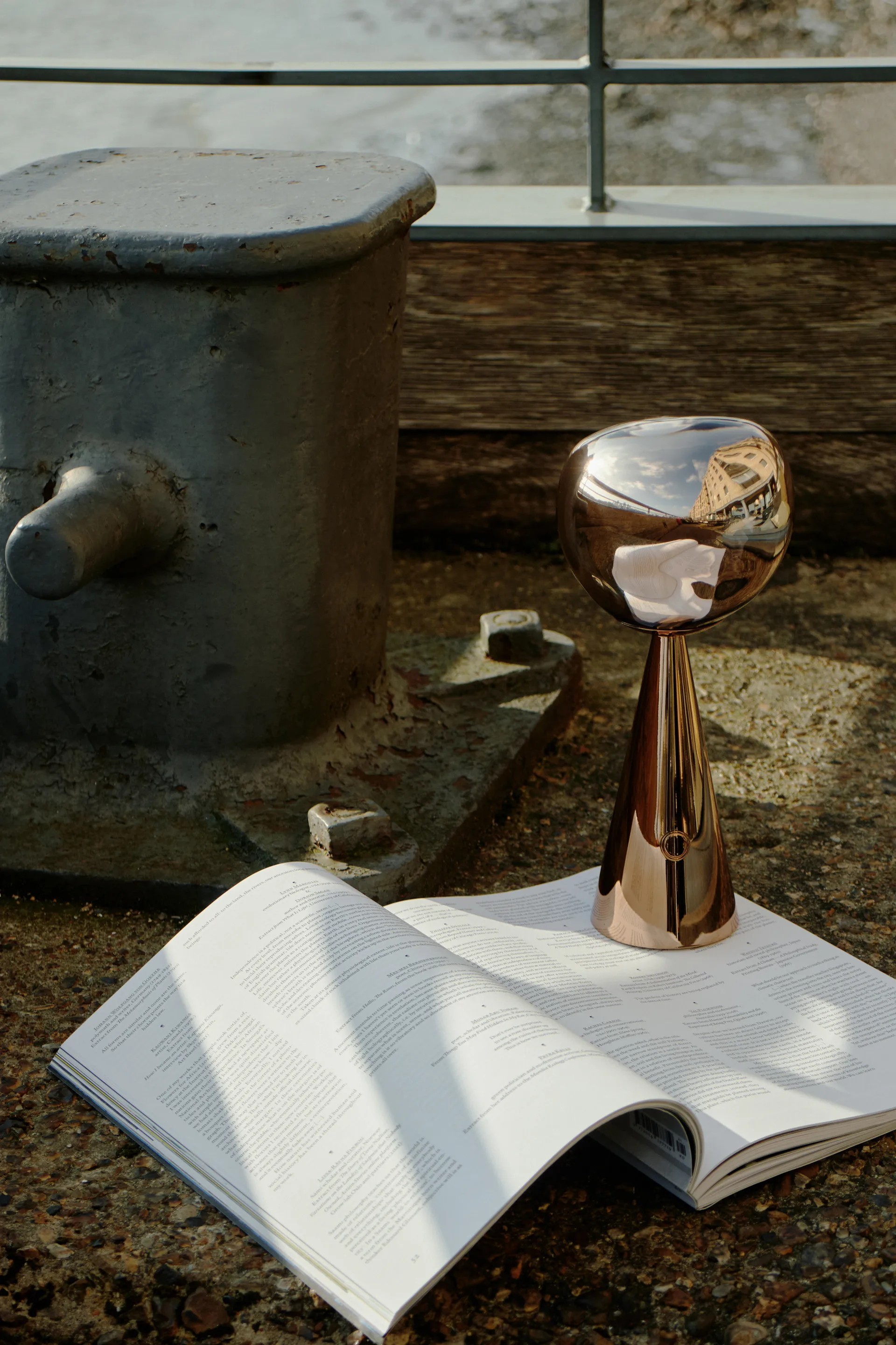Melt Portable LED Tischleuchte 28,5cm, Bronze Tom Dixon