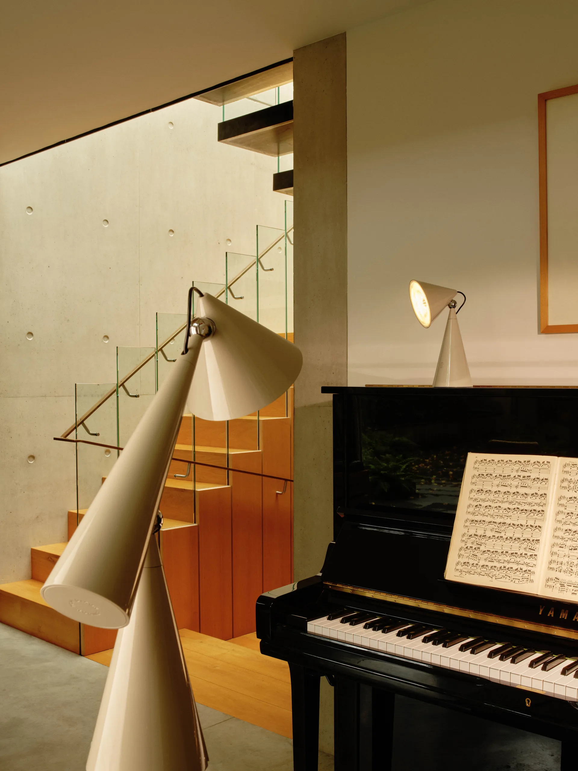 Pose Portable LED Tischlampe, Putty Tom Dixon