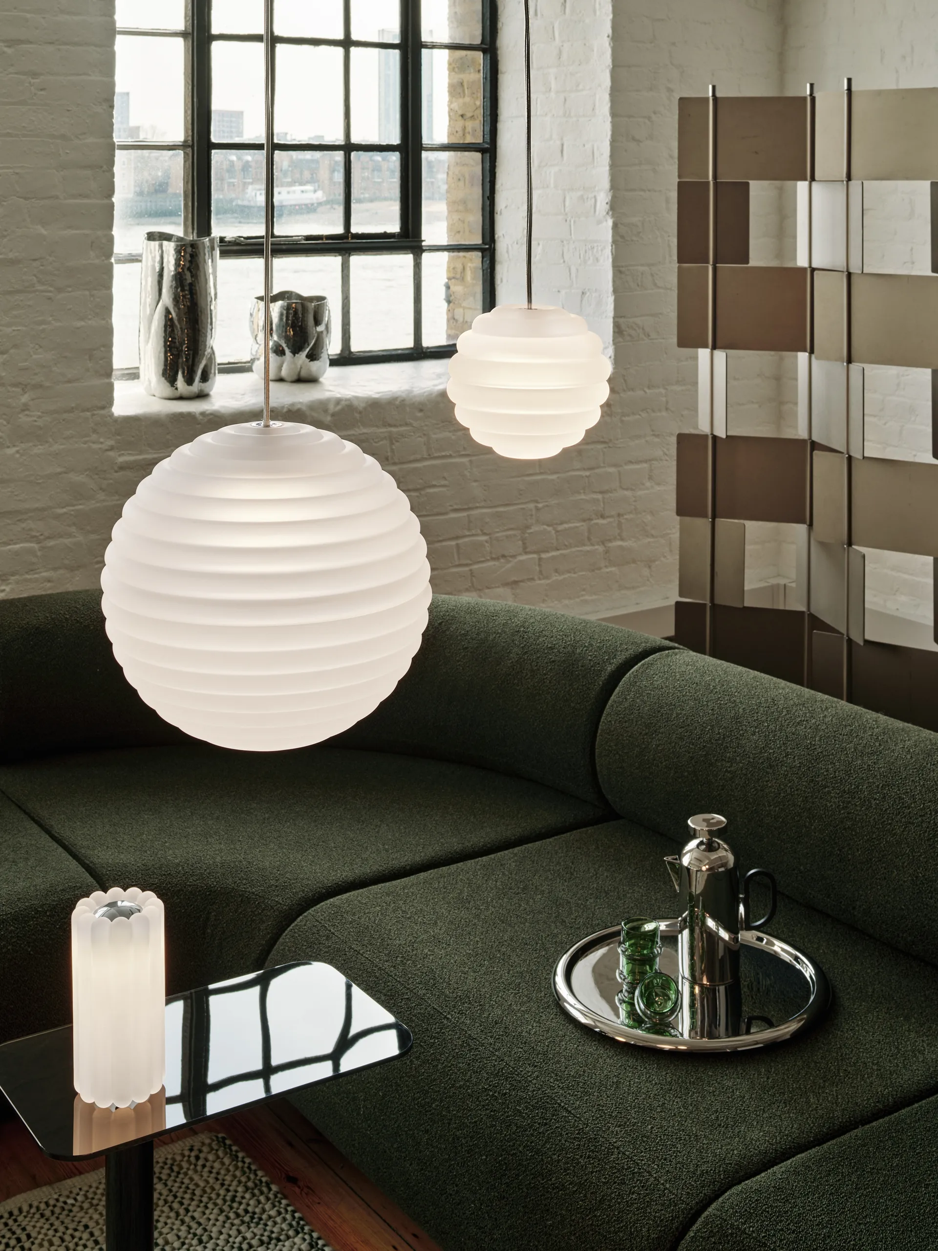 Press Sphere Pendelleuchte LED Ø30 cm, Frosted Tom Dixon